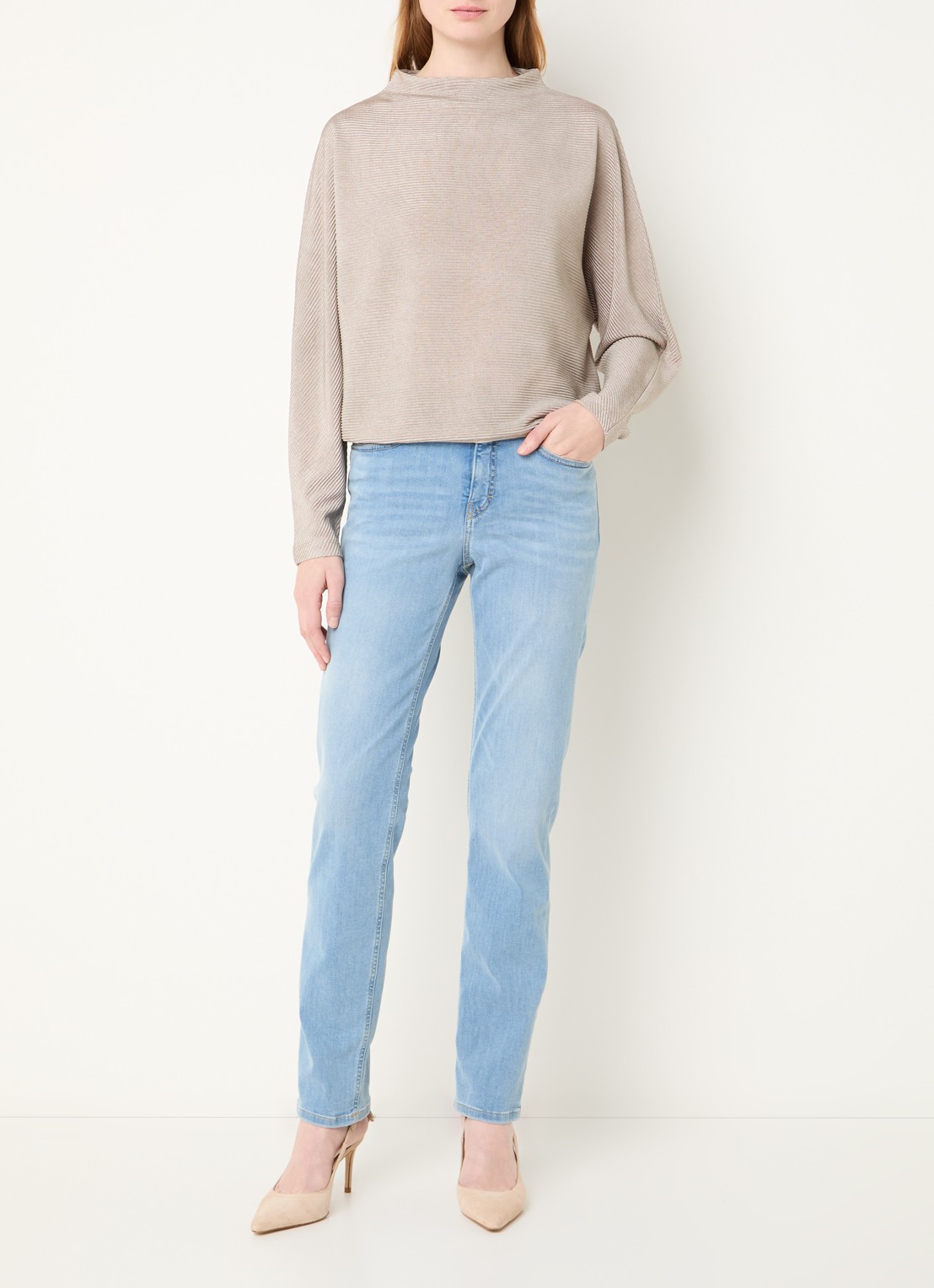 OPUS Saglanz top met ribstructuur - voorkant 2 taupe