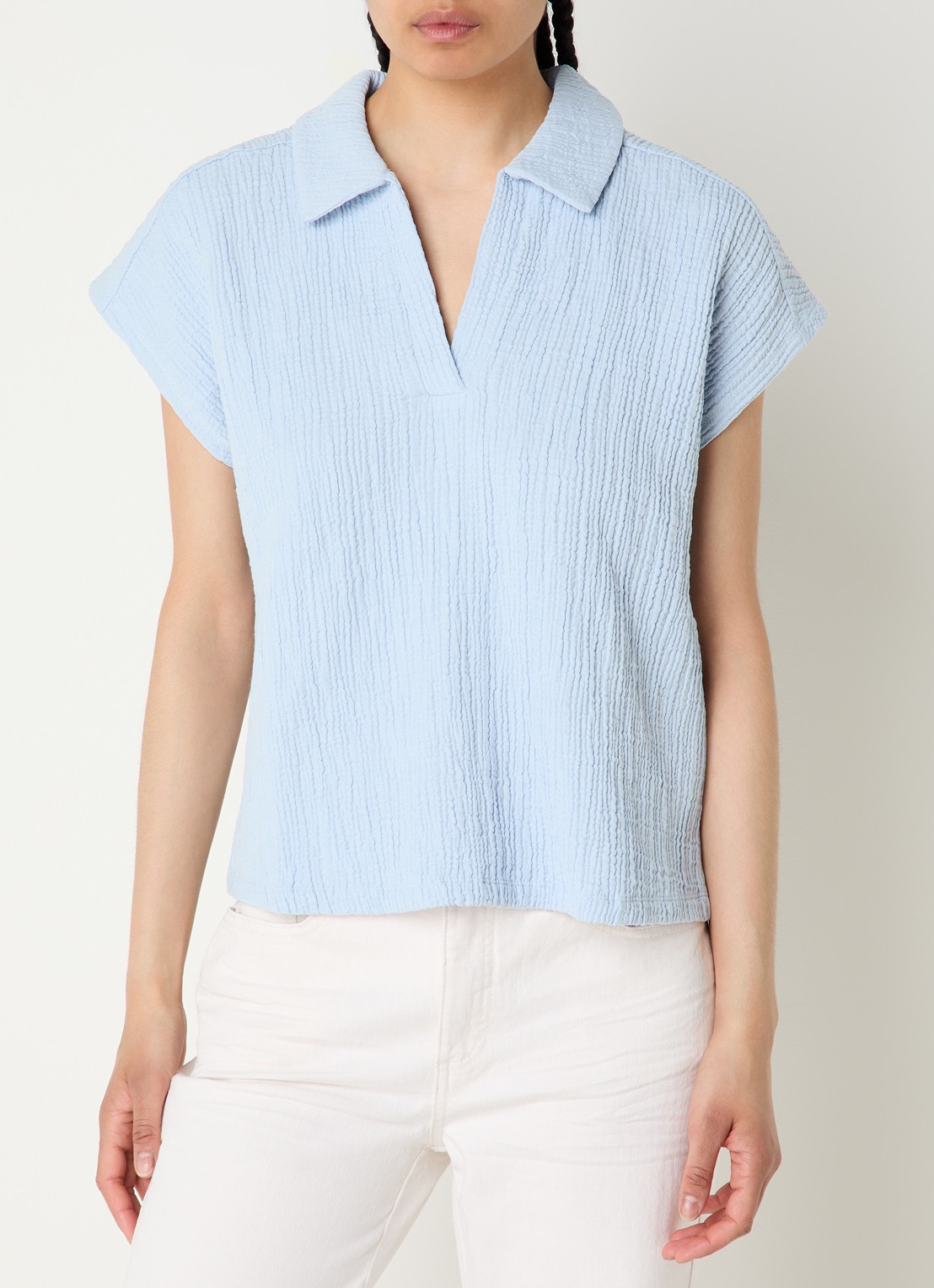 OPUS Santolini top met structuur - detail 2 lichtblauw