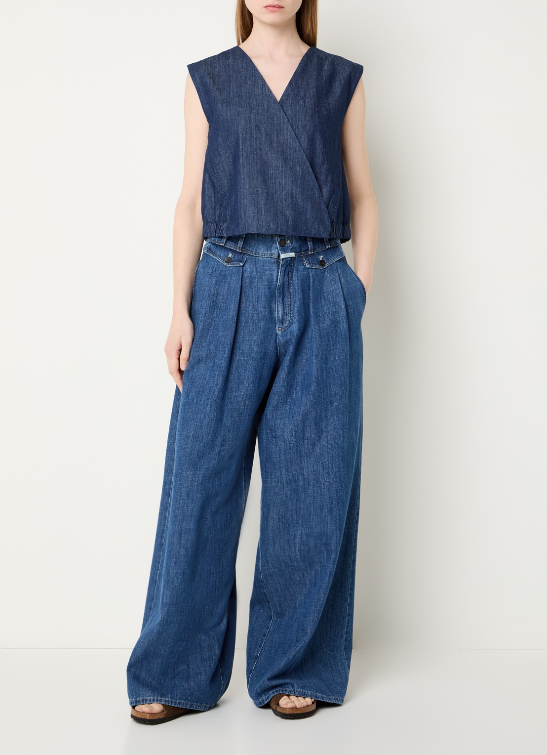 OPUS Wiona gilet met V-hals - voorkant 2 indigo