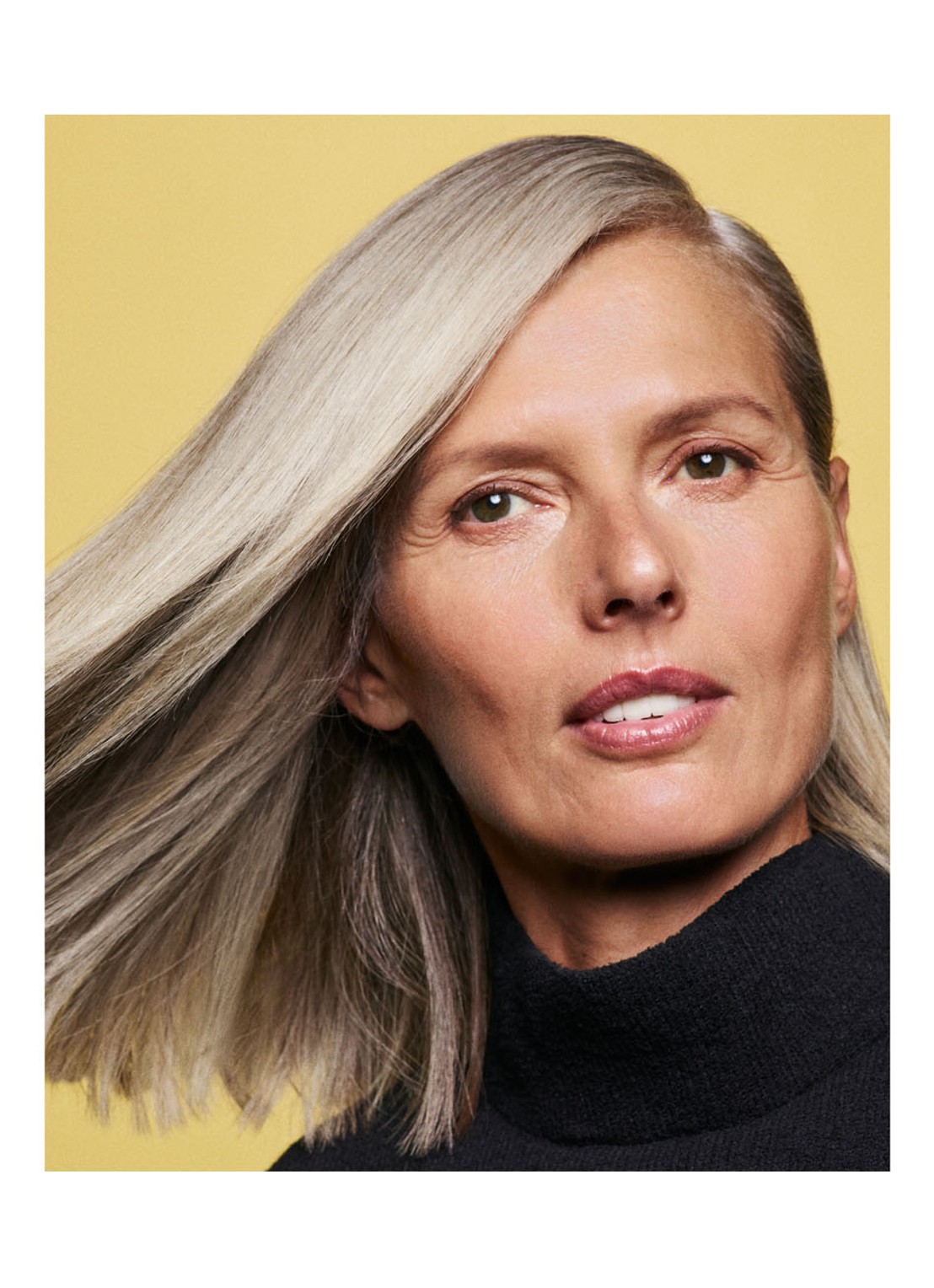 Oribe Hair Alchemy Shampoo  - detail 2 transparant