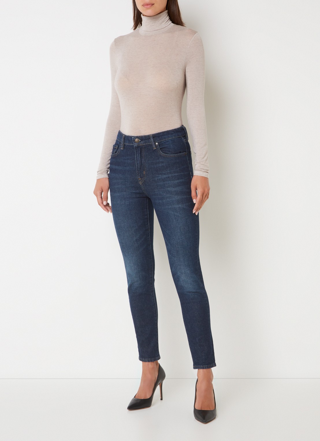Oroblu Perfect Line longsleeve in kasjmierblend - voorkant 2 donkerbeige