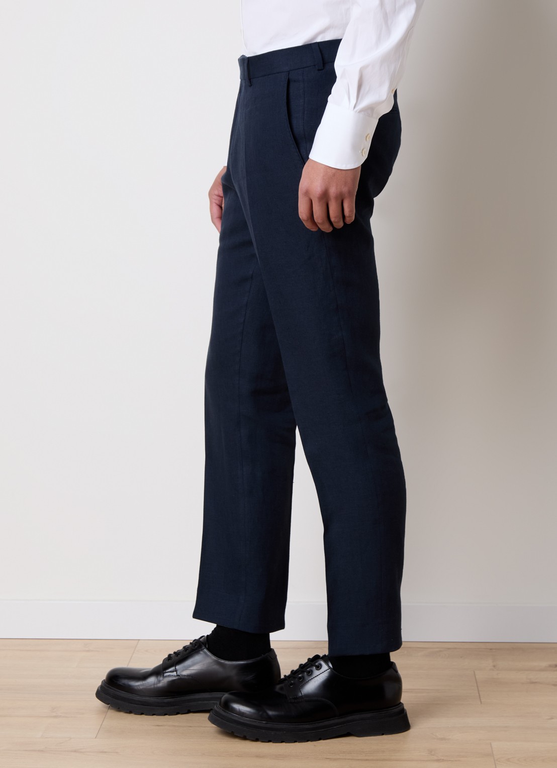 Oscar Jacobson Dandy straight fit pantalon van linnen - detail 3 donkerblauw