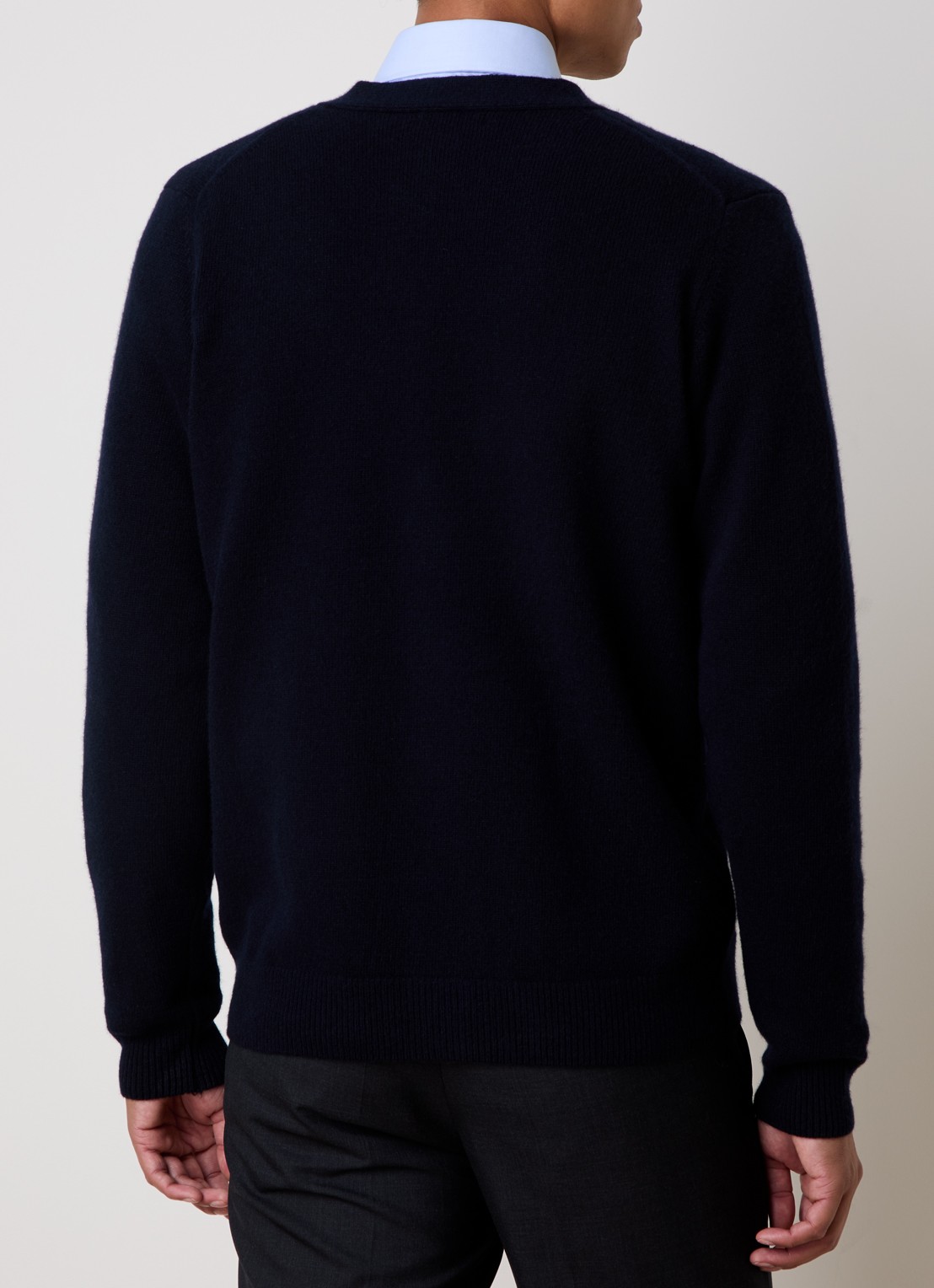 Oscar Jacobson Eduardo fijngebreid vest in wolblend met V-hals - achterkant 5 donkerblauw