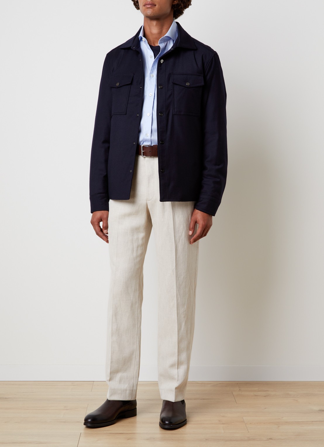 Oscar Jacobson Gewatteerd overshirt van wol met borstzakken - voorkant 6 donkerblauw