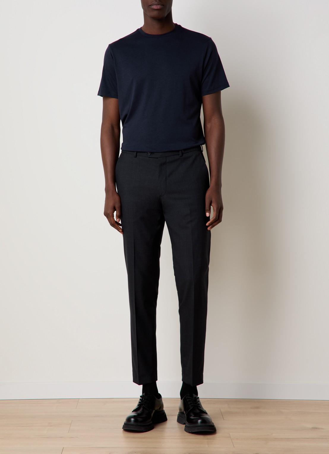 Oscar Jacobson Kim T-shirt  - voorkant 4 donkerblauw