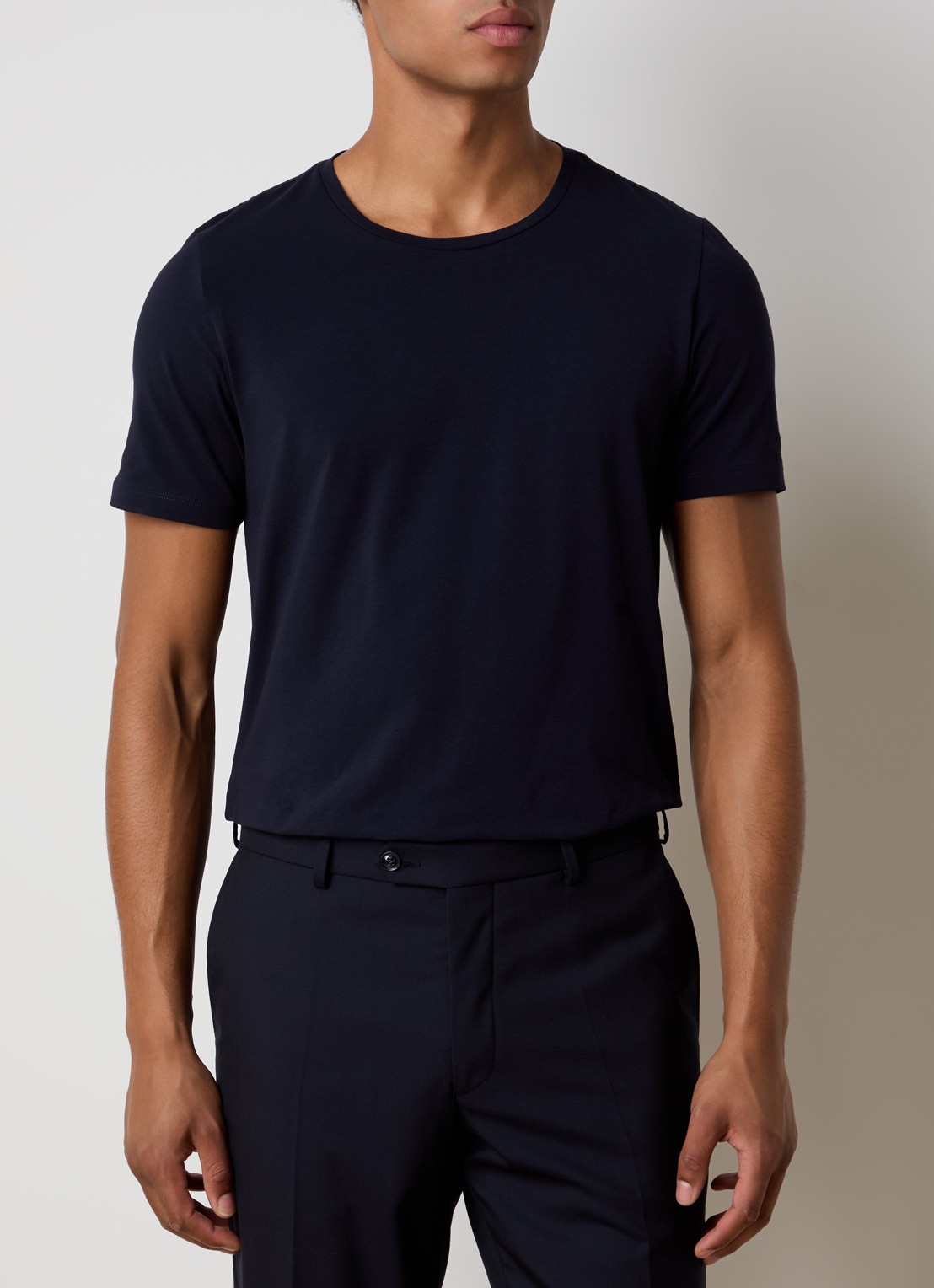 Oscar Jacobson Kyran T-shirt met stretch - detail donkerblauw