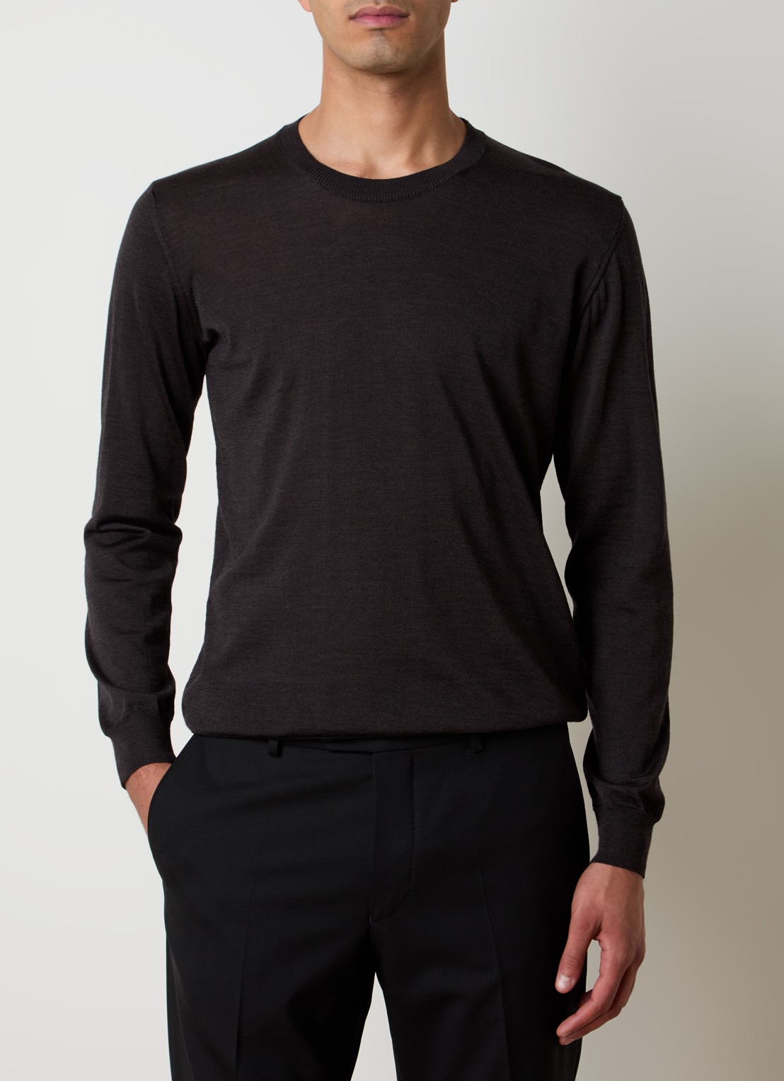 Oscar Jacobson Miguel fijngebreide pullover van scheerwol - detail 3 donkerbruin