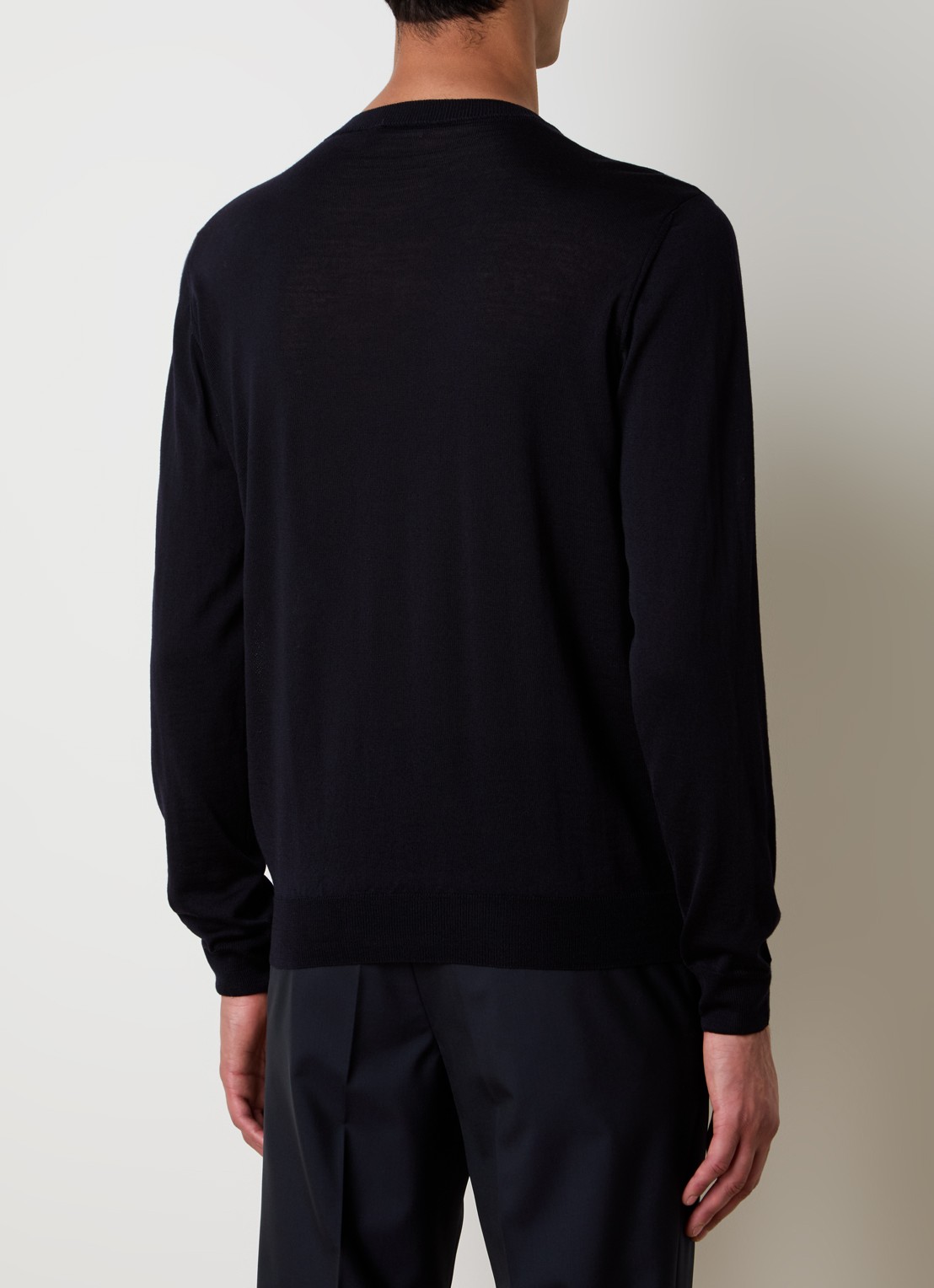 Oscar Jacobson Miguel fijngebreide pullover van scheerwol - achterkant 5 donkerblauw