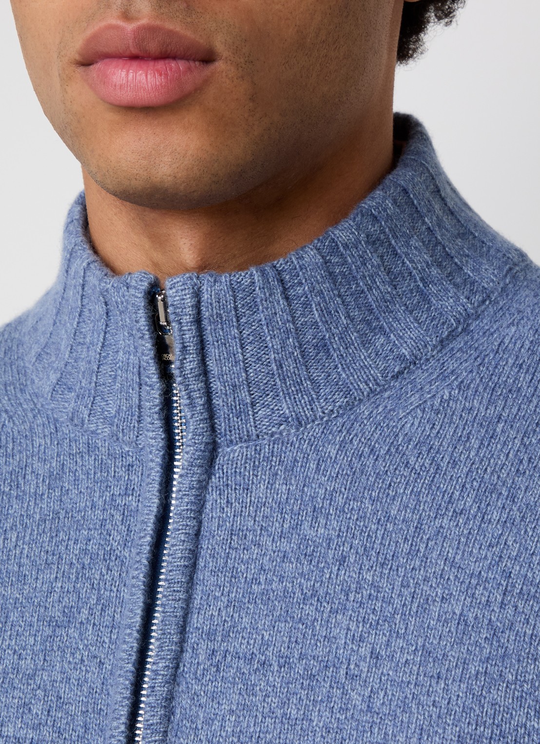Oscar Jacobson Paul fijngebreide trui in kasjmierblend met halve rits - detail 5 blauw