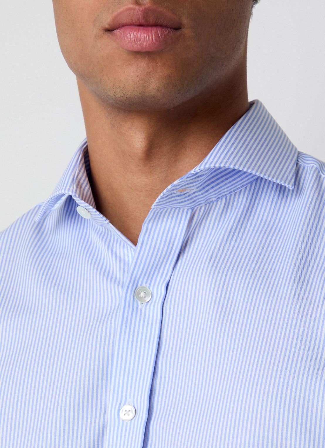 Oscar Jacobson Regular fit overhemd met gestreepte print - detail 3 lichtblauw