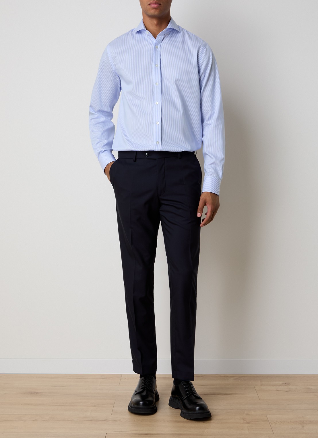 Oscar Jacobson Regular fit overhemd met gestreepte print - voorkant 6 lichtblauw