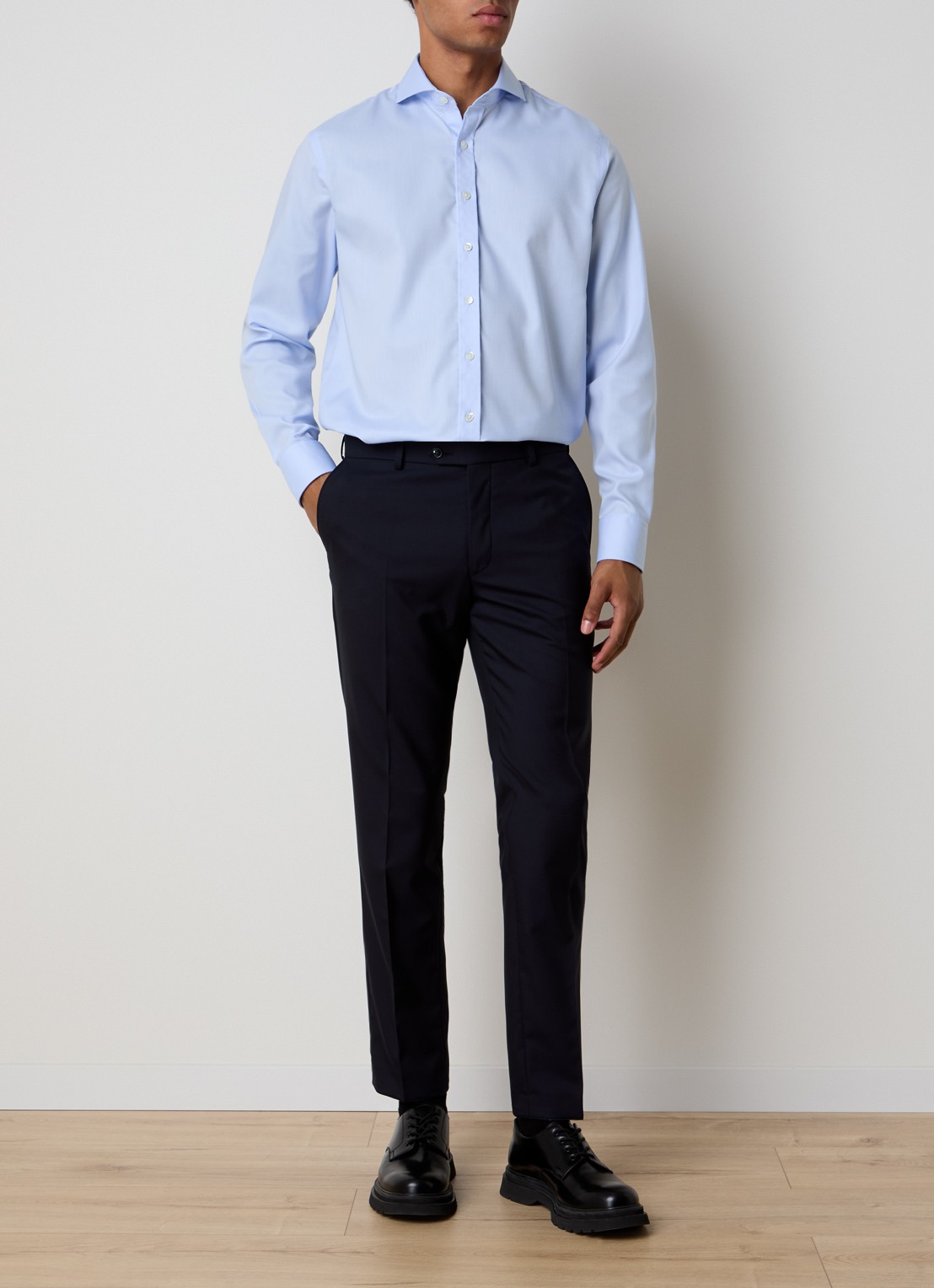 Oscar Jacobson Slim fit overhemd - voorkant 5 lichtblauw