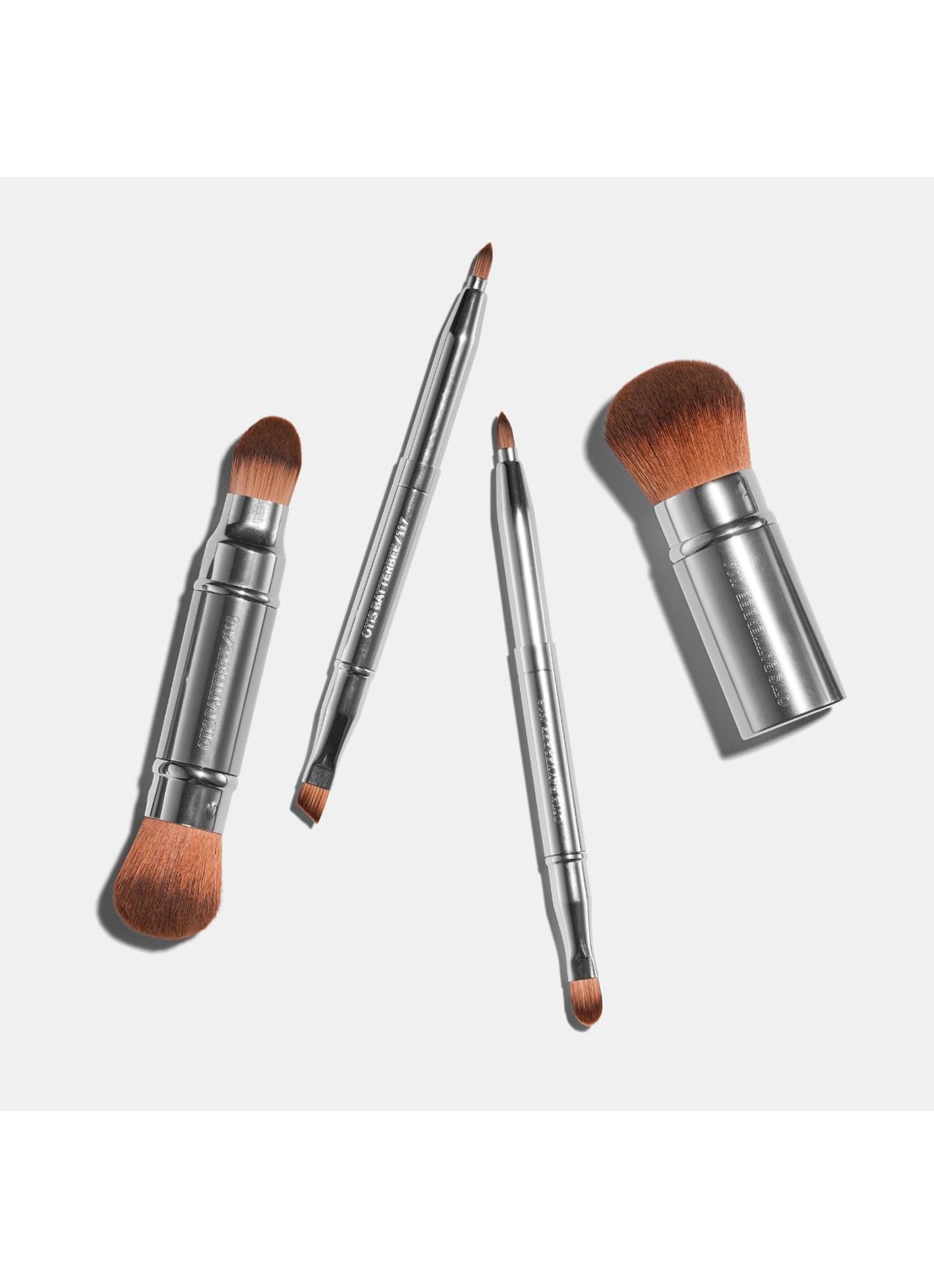 Otis Batterbee Retractable Make-up Brush Edit - make- up kwasten set - achterkant 6 undefined