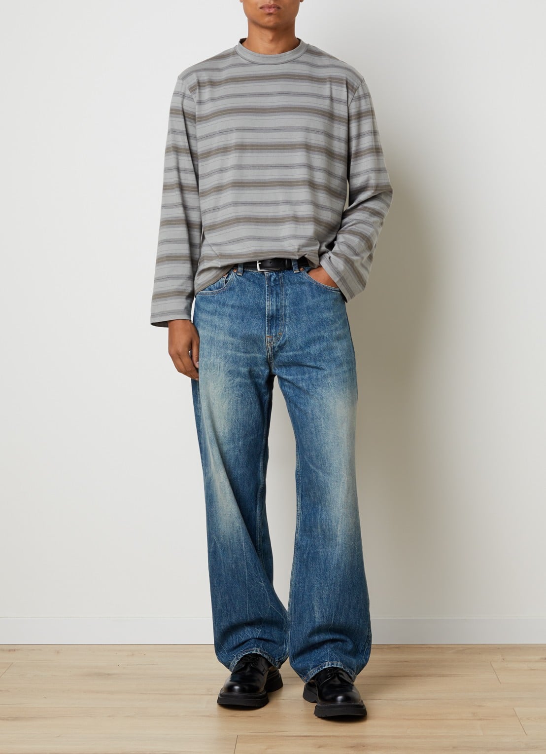Our Legacy Long sleeve met streepprint - voorkant 3 olijfgroen