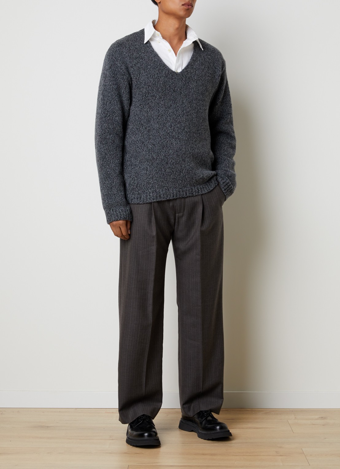 Our Legacy Slack straight fit pantalon in scheerwolblend met steekzakken - voorkant 6 donkergrijs