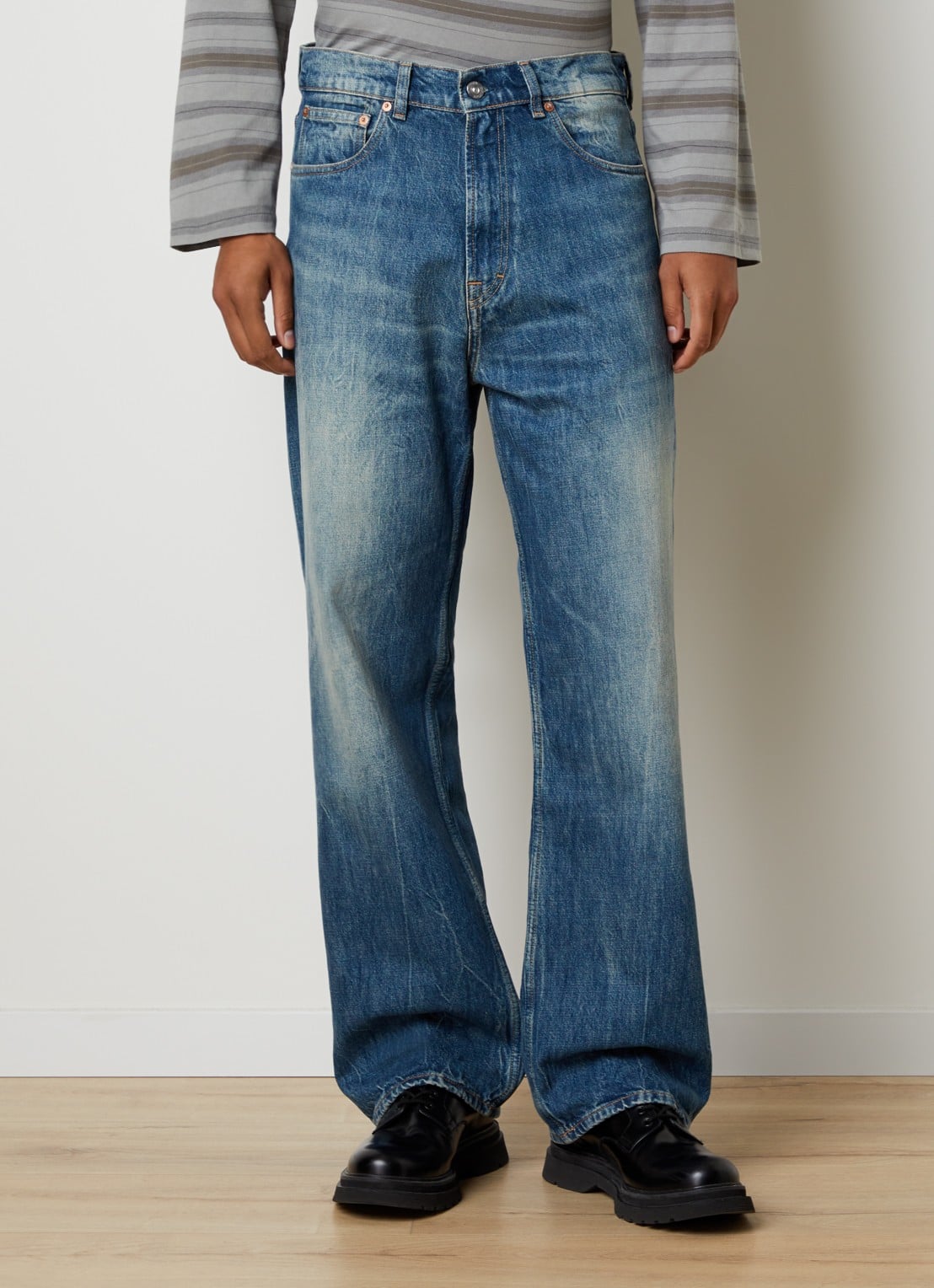 Our Legacy Straight fit jeans met medium wassing en steekzakken - detail blauw