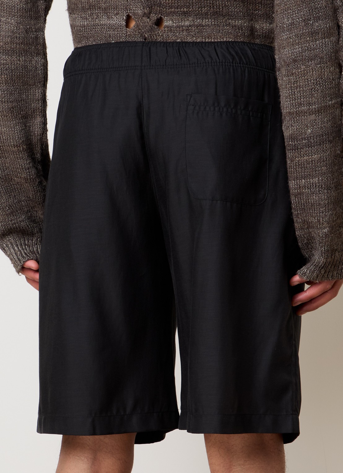 Our Legacy Straight fit korte broek met steekzakken - achterkant 5 zwart