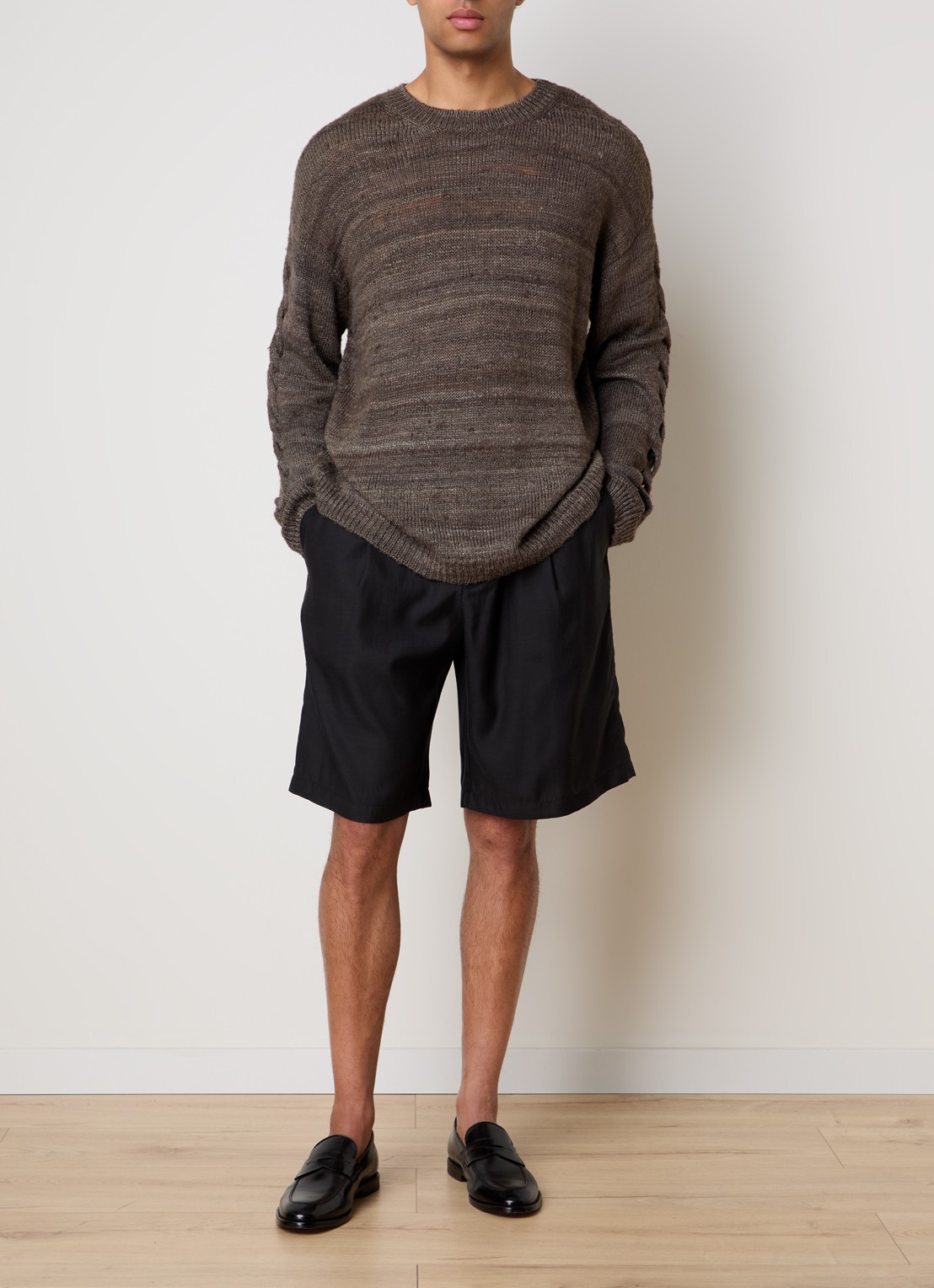 Our Legacy Straight fit korte broek met steekzakken - voorkant 2 zwart