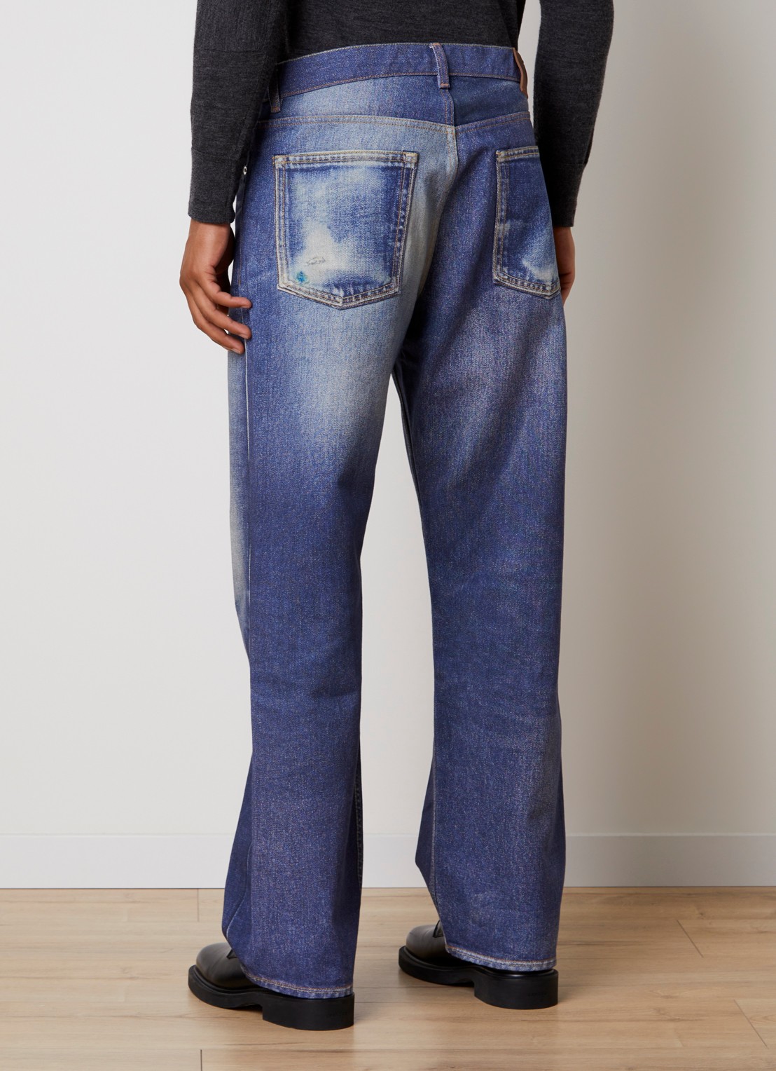 Our Legacy Third mid waist straight fit jeans met gekleurde wassing - achterkant indigo