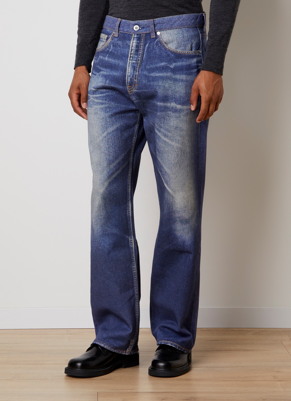 Our Legacy Third mid waist straight fit jeans met gekleurde wassing - detail 2 indigo