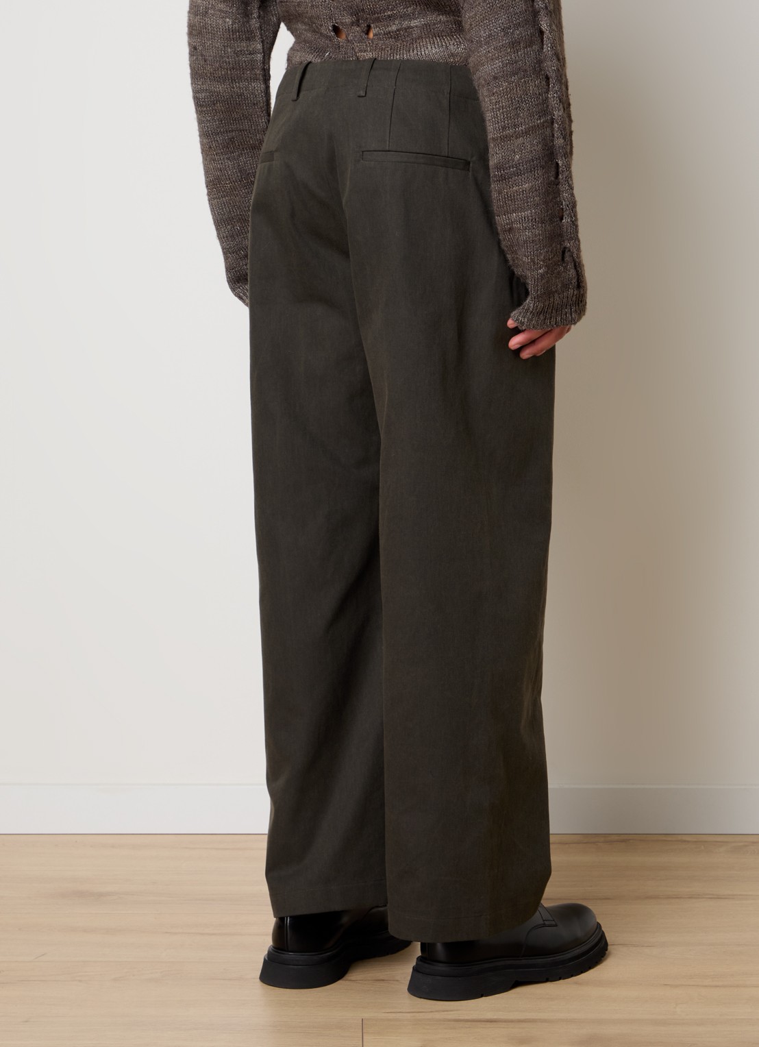 Our Legacy Wide fit chino met steekzakken - achterkant 3 donkergrijs