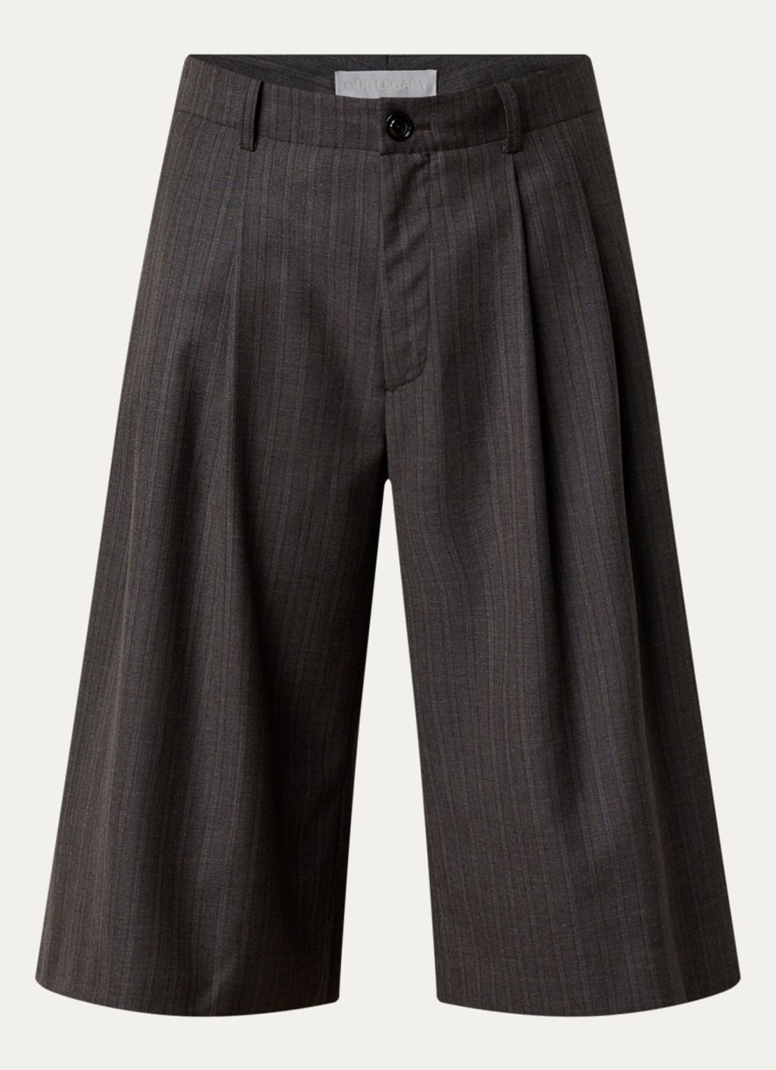 Our Legacy Wide fit korte broek in wolblend met steekzakken - voorkant 2 lichtbruin