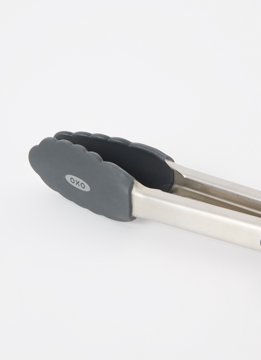Oxo Serveertang 30 cm - voorkant 4 zilver