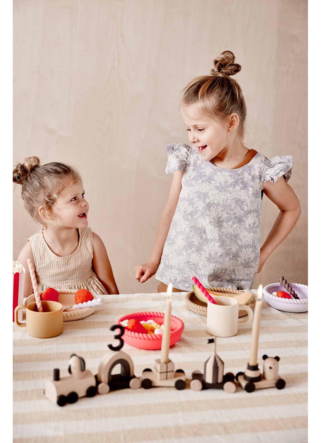 OYOY Mellow kinderbestekset 3-delig  - achterkant 5 beige