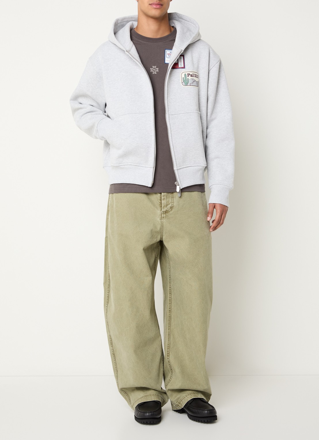 PAL Sporting Goods Ernest sweatvest met front- en backprint - voorkant 5 grijs