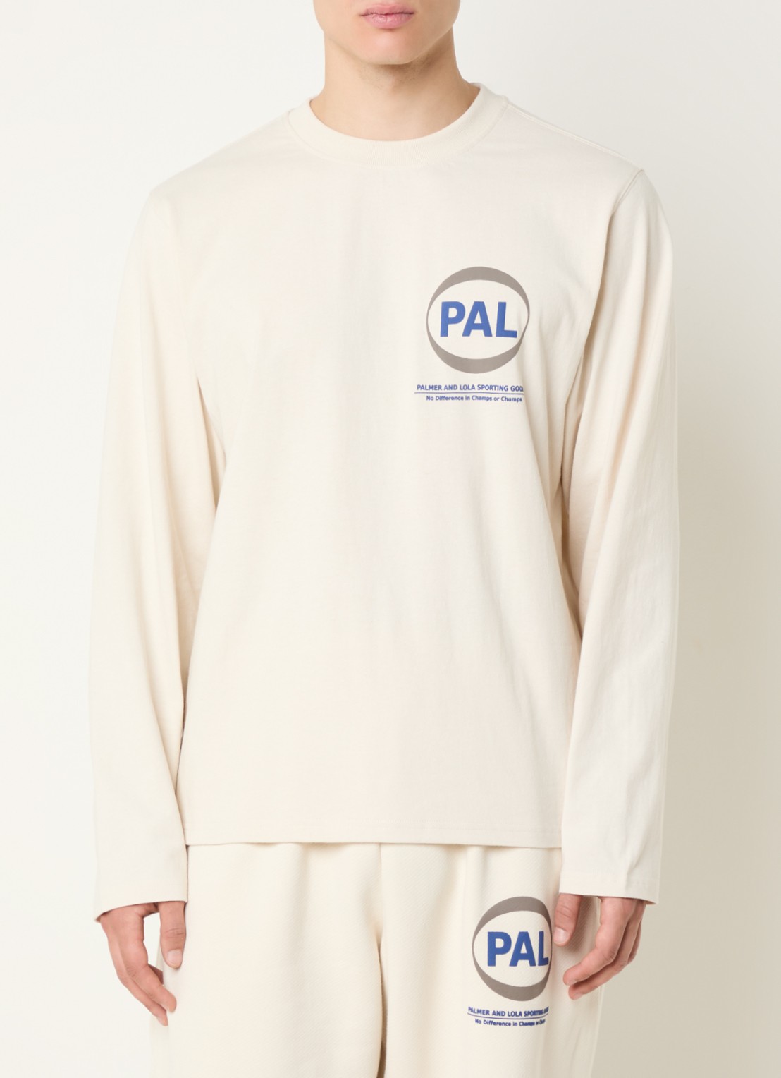 PAL Sporting Goods Longsleeve met logo- en backprint - achterkant 2 beige