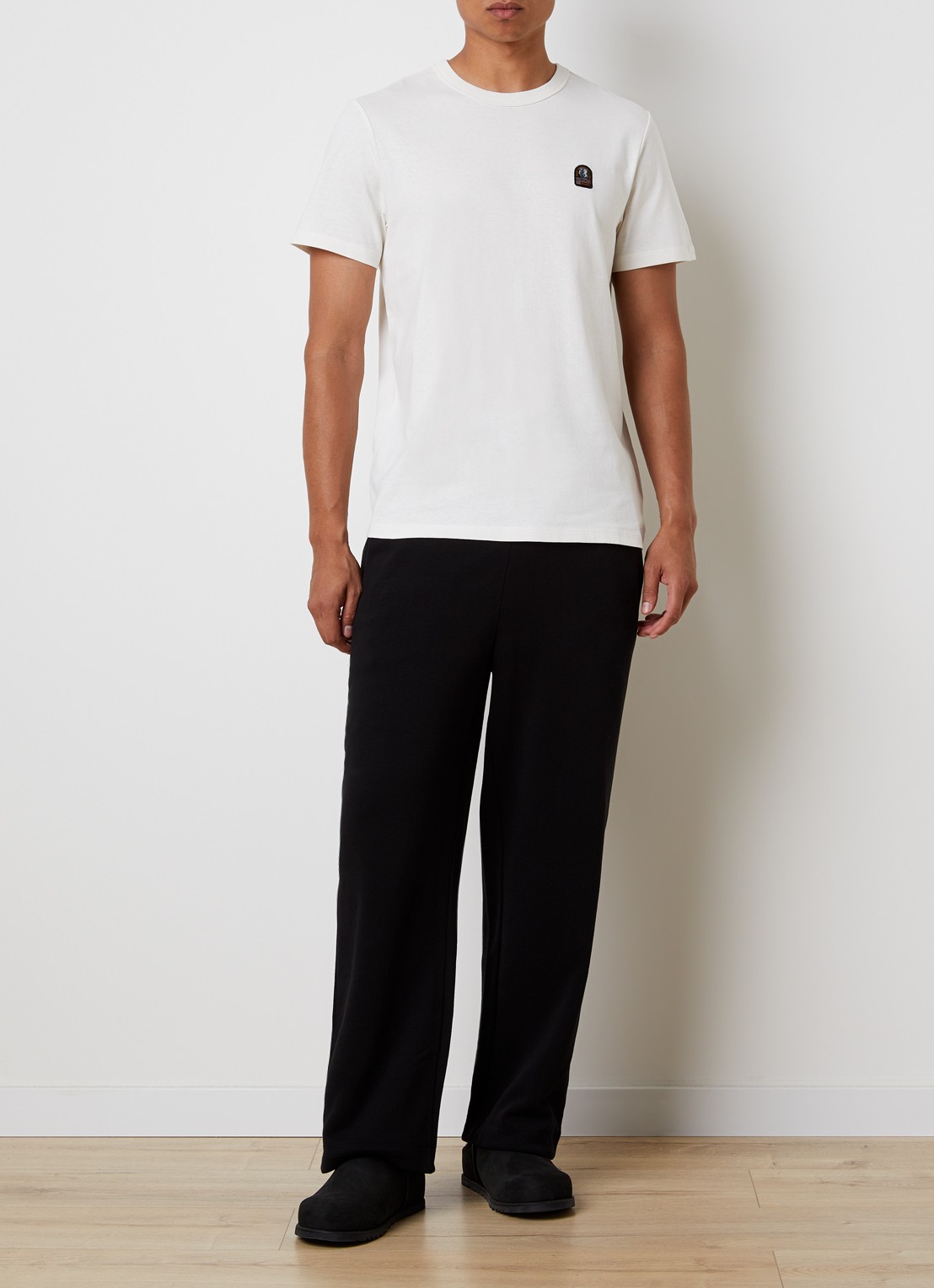 Parajumpers Elio T-shirt met logoborduring - voorkant 2 gebroken wit