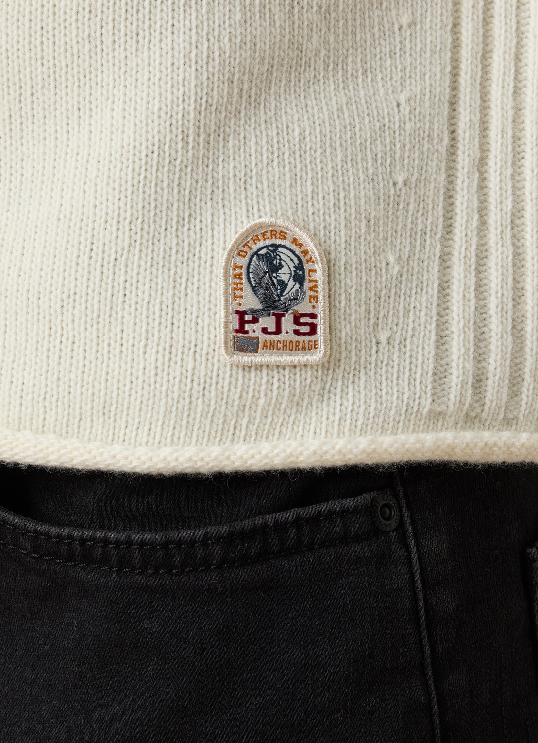 Parajumpers Grofgebreide trui met halve rits en logo - detail 2 ivoor