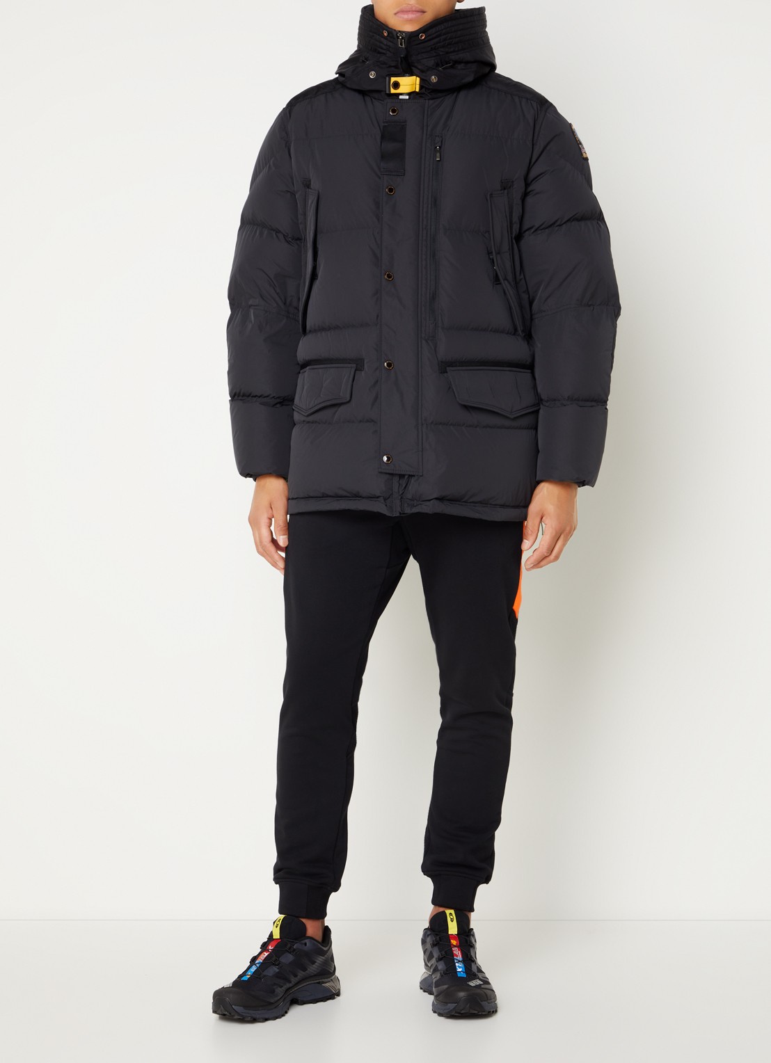 Parajumpers Harraseeket gewatteeerd jack met donsvulling en logo  - voorkant 4 zwart