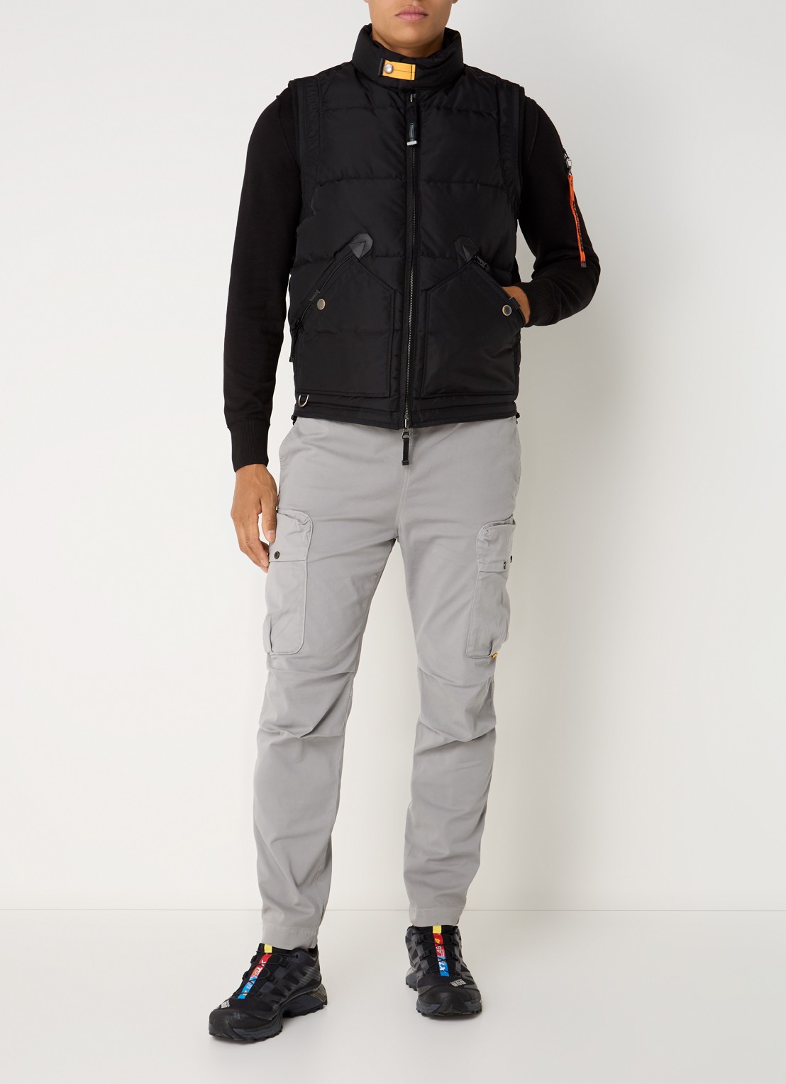 Parajumpers Kobuk gewatteerde bodywarmer met donsvulling - voorkant 4 zwart