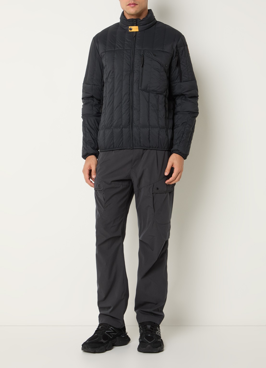 Parajumpers Kuon gewatteerd jack met donsvulling en ritszakken - voorkant 2 zwart