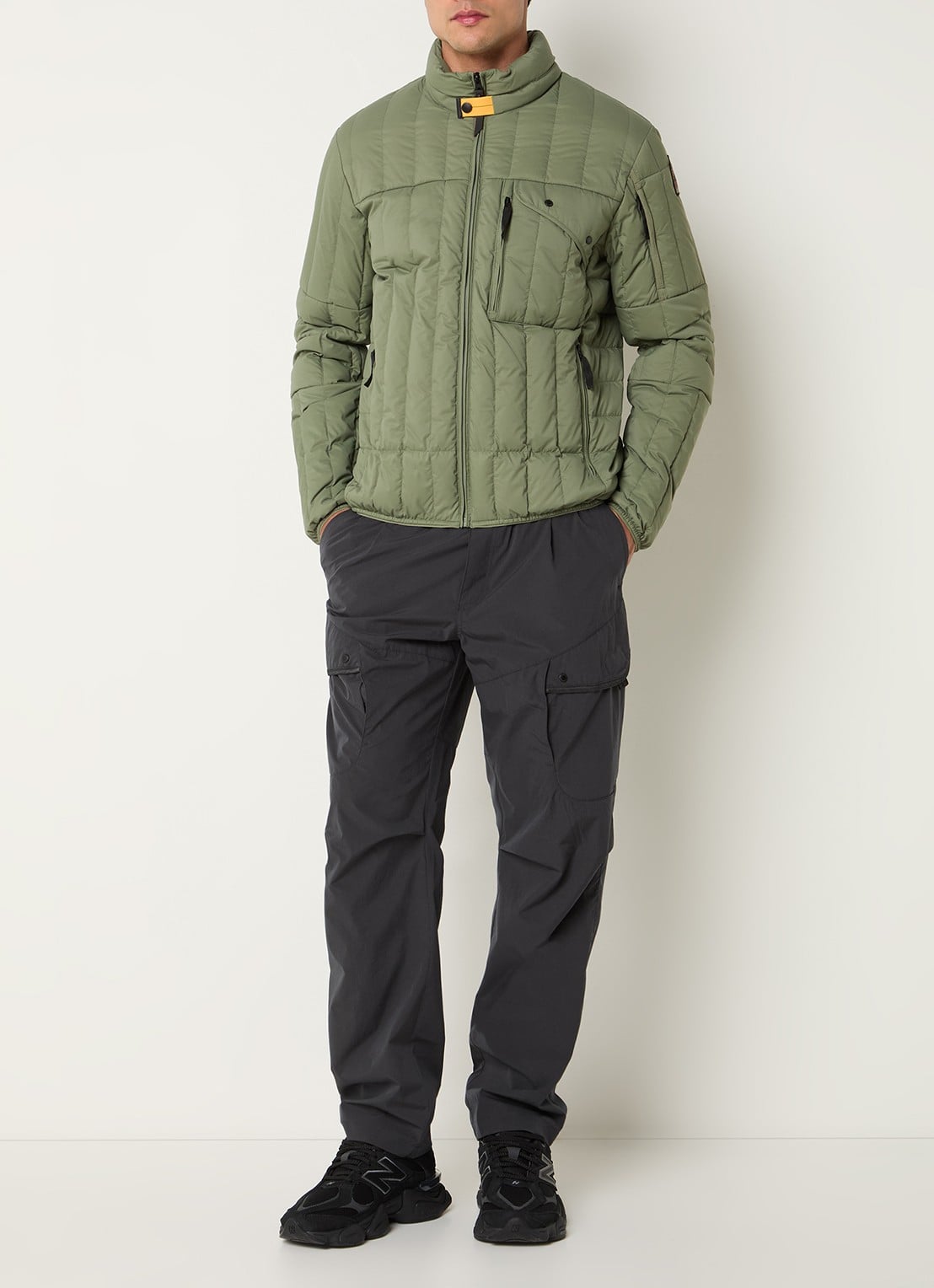 Parajumpers Kuon gewatteerd jack met donsvulling en ritszakken - voorkant 3 bronsgroen