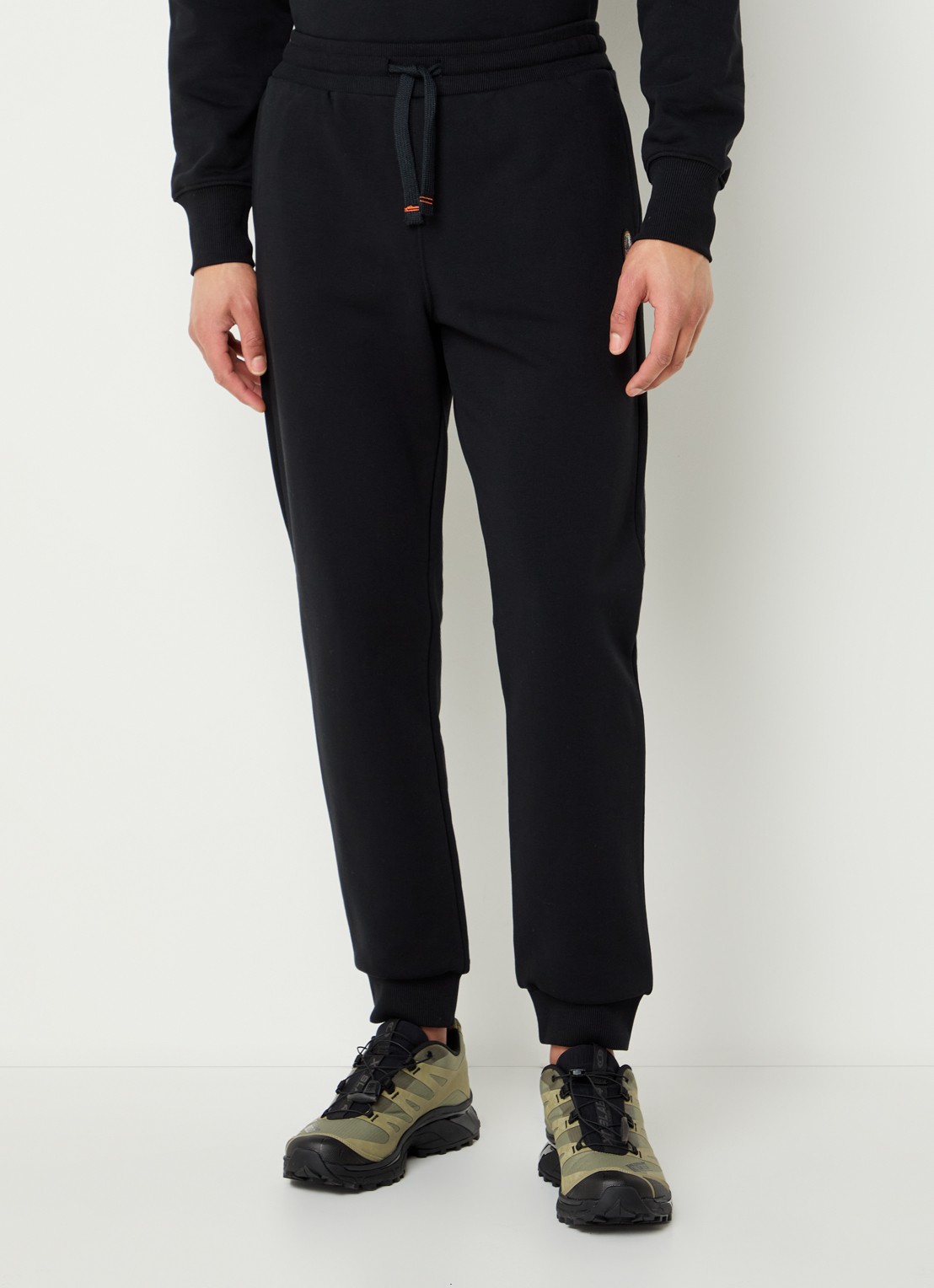 Parajumpers Makalu tapered fit joggingbroek met logo - detail 2 zwart