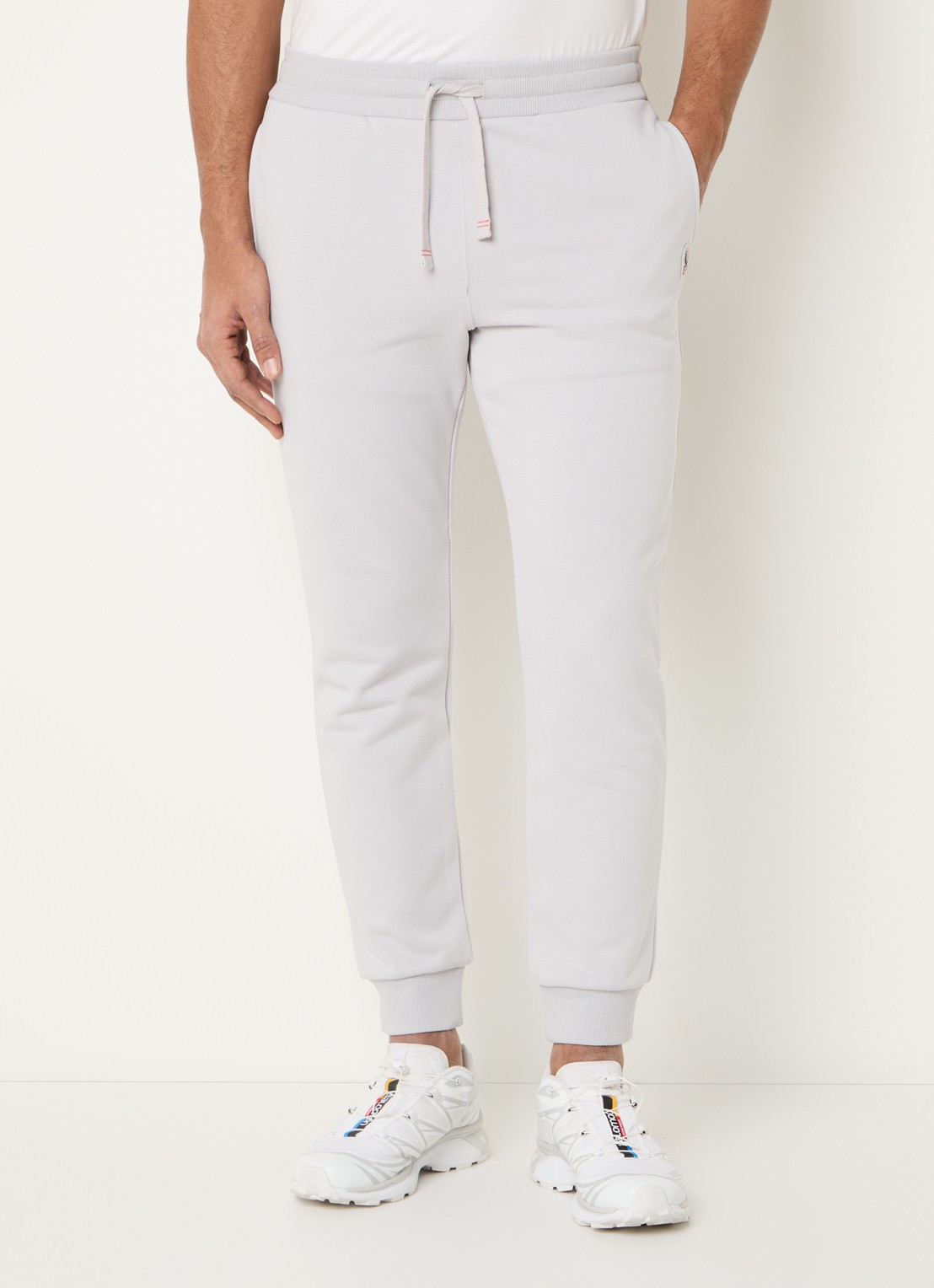 Parajumpers Makalu tapered fit joggingbroek met logo - detail 4 lichtgrijs
