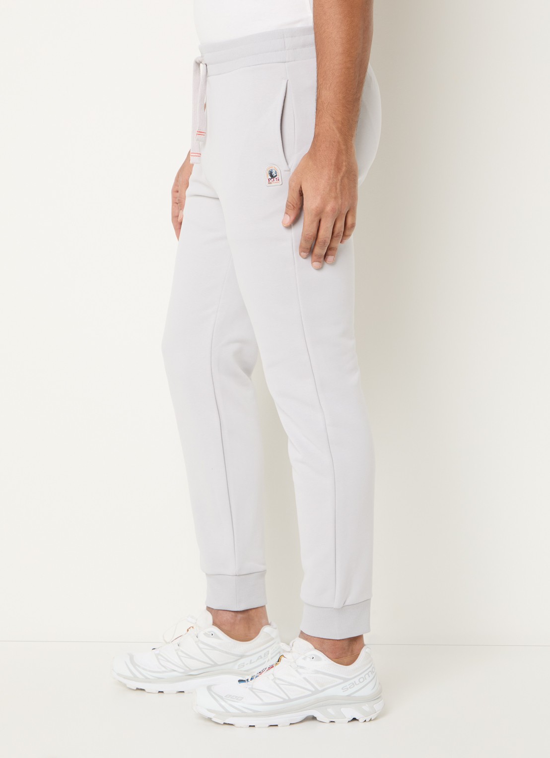 Parajumpers Makalu tapered fit joggingbroek met logo - detail 5 lichtgrijs