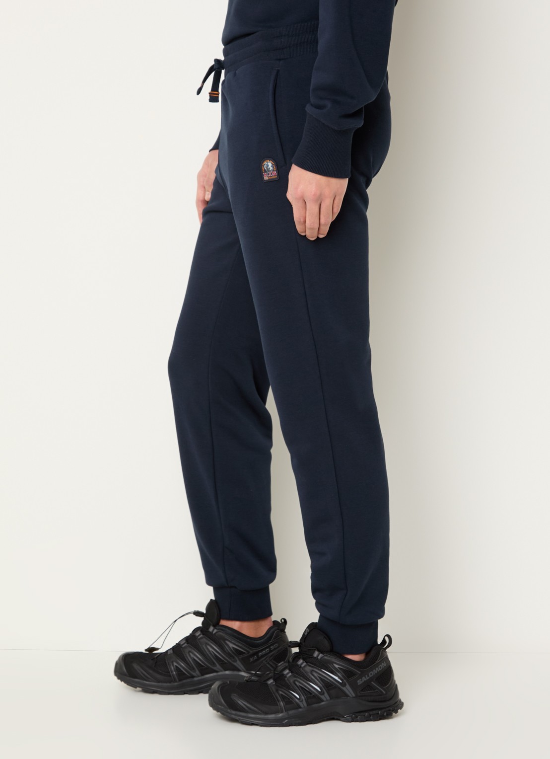 Parajumpers Makalu tapered fit joggingbroek met steekzakken - detail 5 donkerblauw