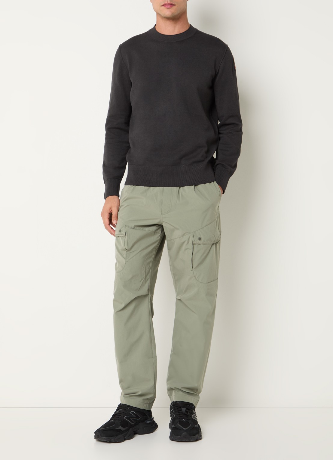Parajumpers Mallaig straight fit cargobroek met steekzakken - voorkant 2 lichtgroen