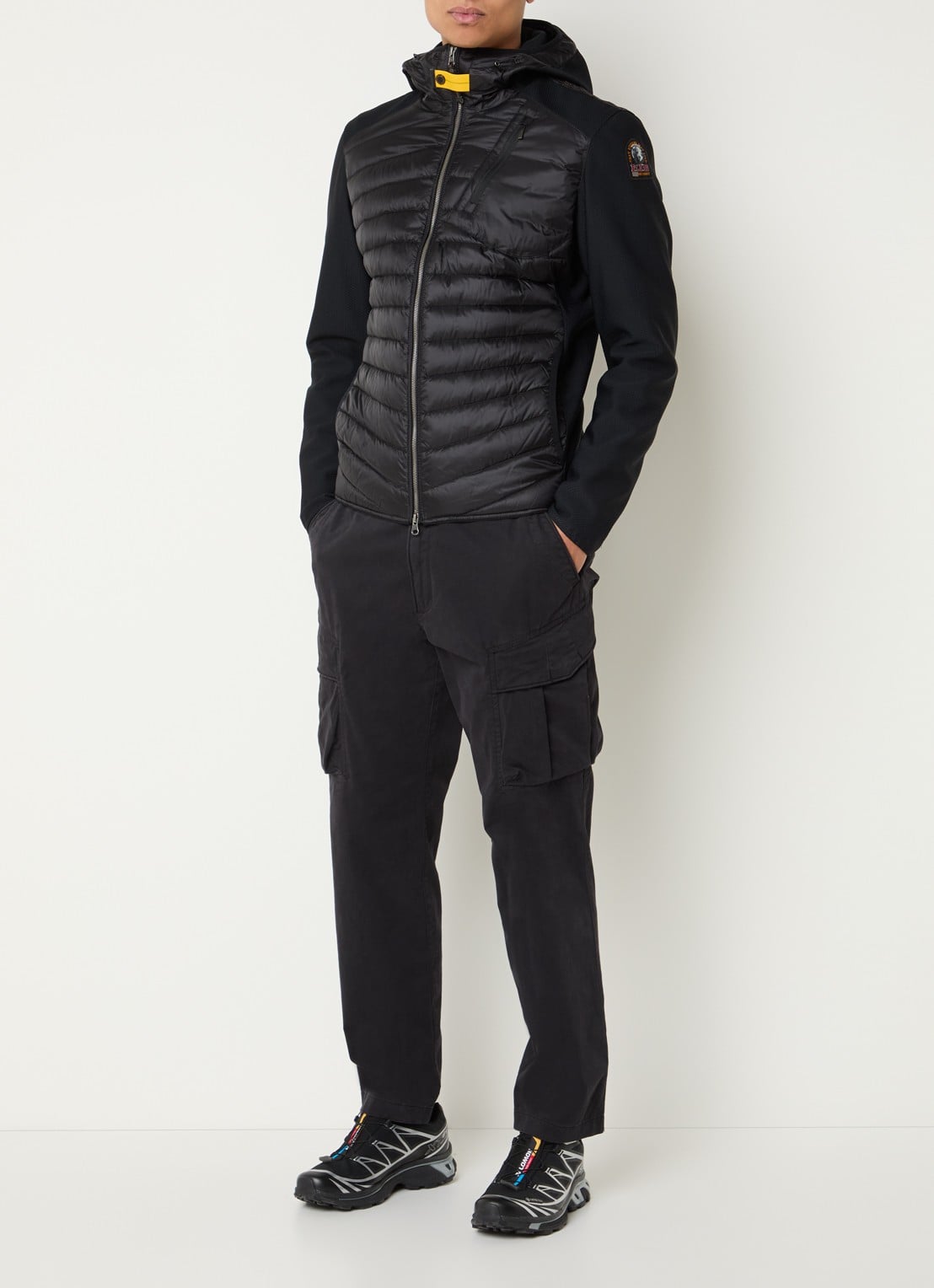 Parajumpers Nolan gewatteerd jack met donsvulling en capuchon - voorkant 2 zwart