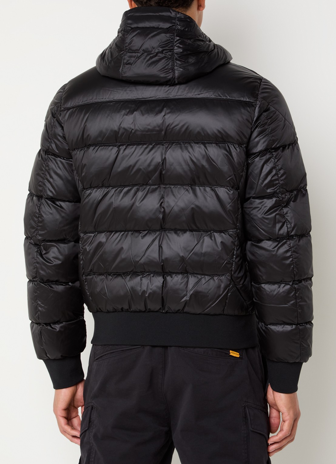 Parajumpers Pharrell puffer jack met capuchon en logo - achterkant zwart