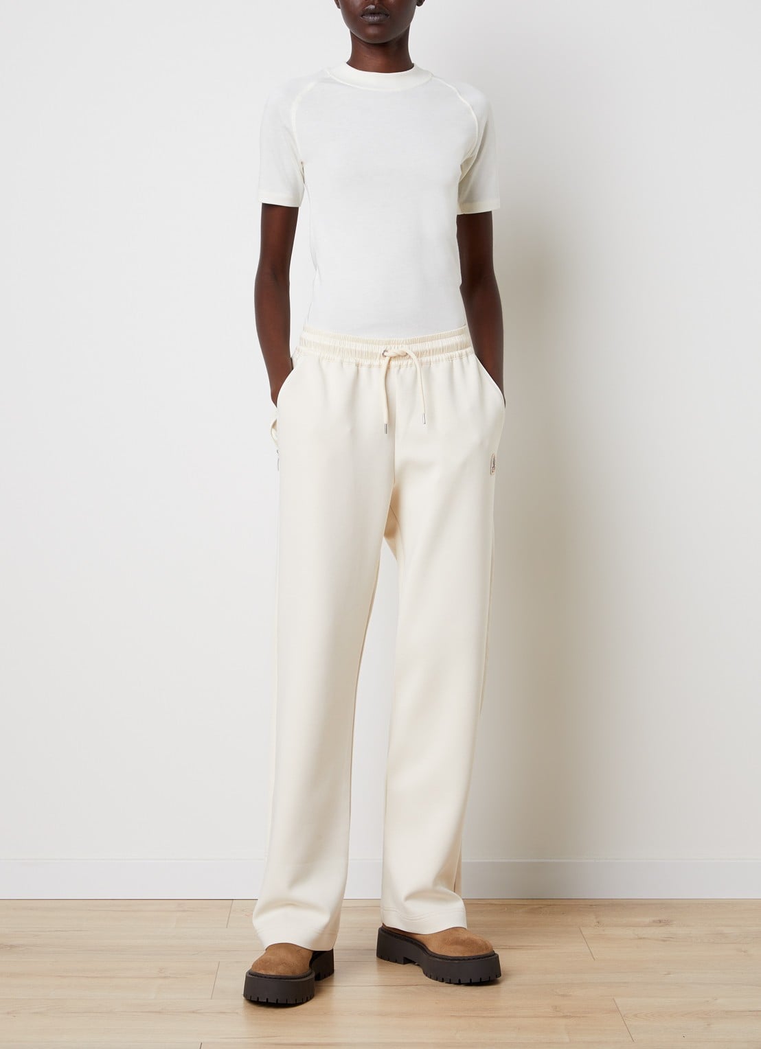 Parajumpers Shanley high waist straight fit joggingbroek met ritszakken - voorkant 4 creme