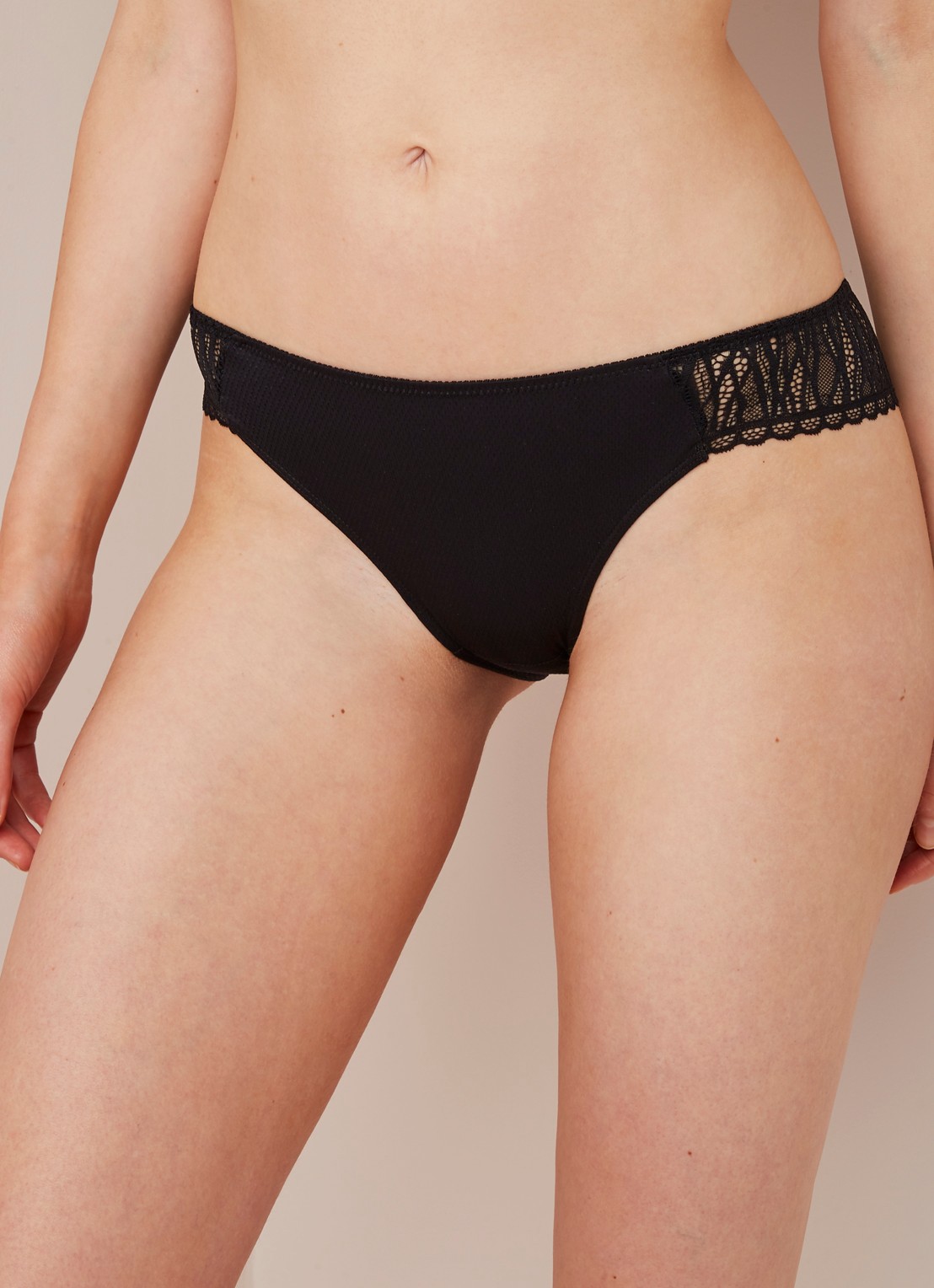 Passionata Forever slip met afwerking van kant - detail 4 zwart