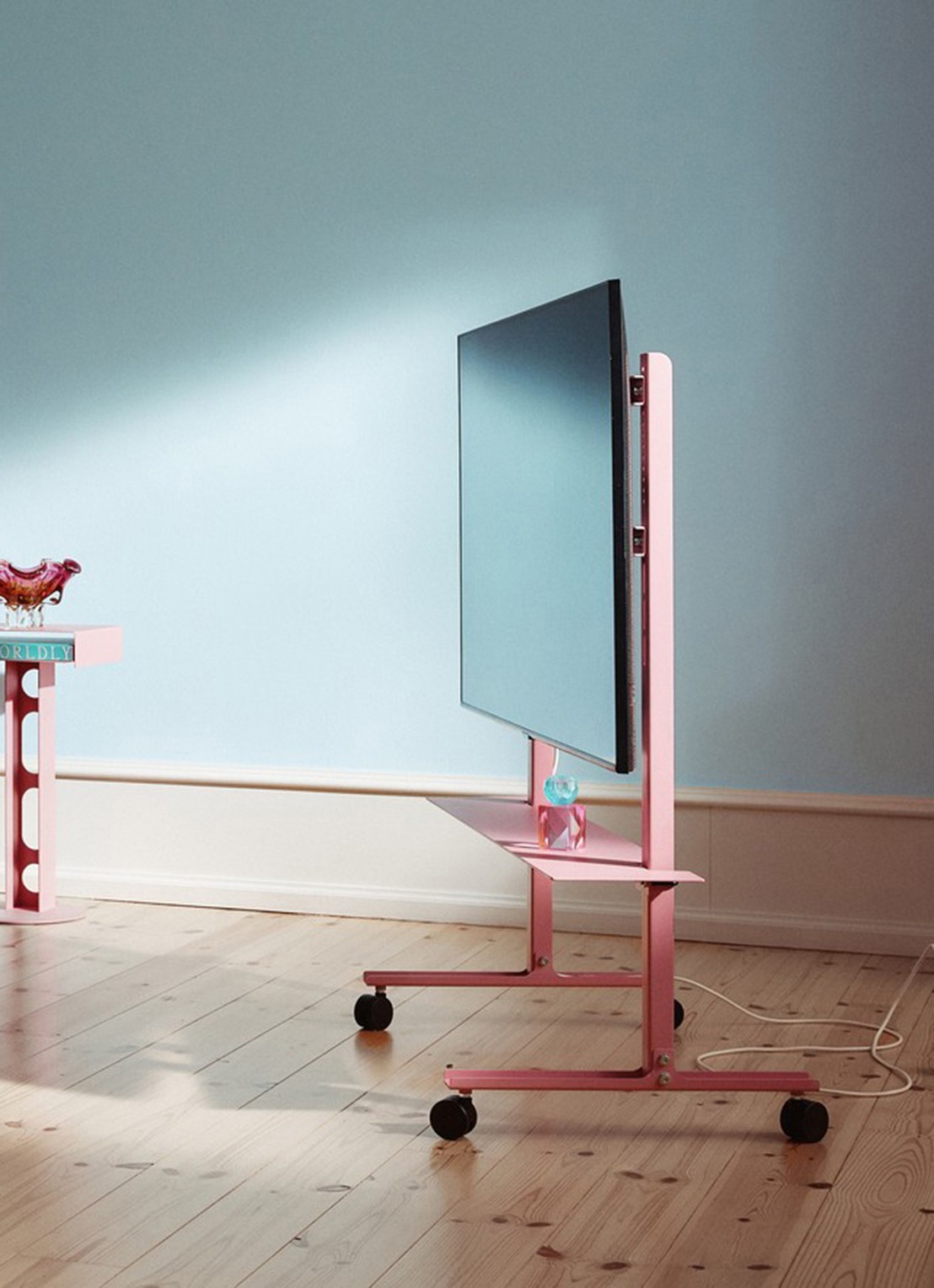 Pedestal Pipe plank voor TV standaard 99 cm - voorkant 2 roze
