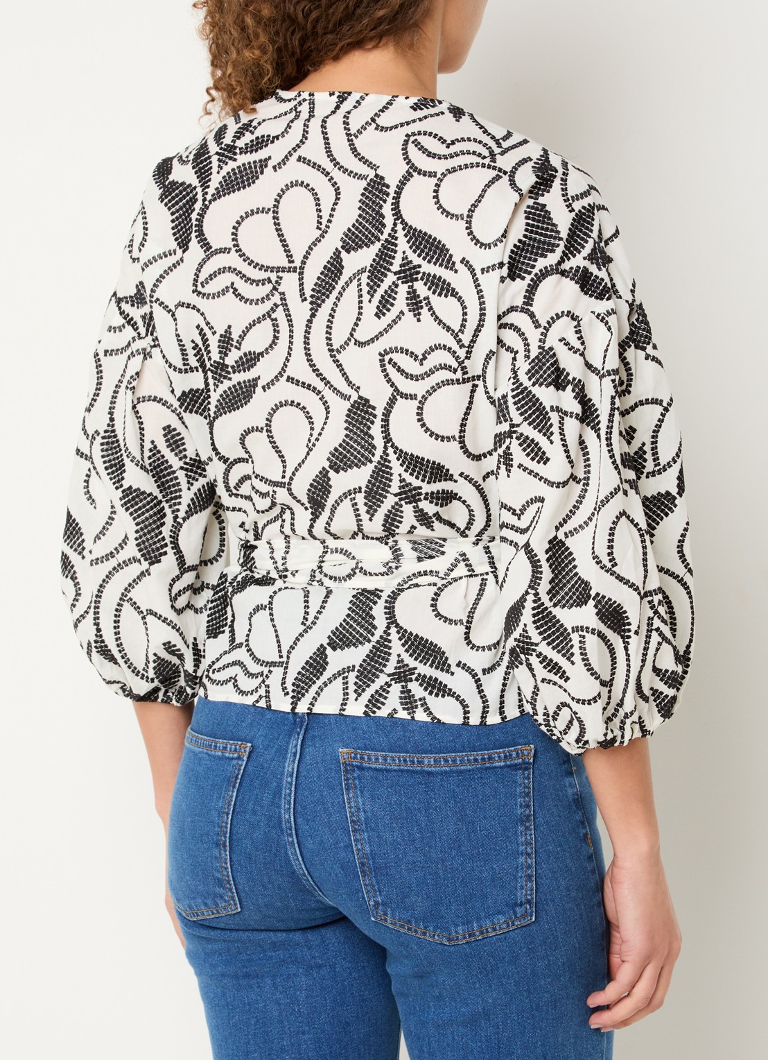 Pennyblack Blouse met strikceintuur met bloemenprint - achterkant 4 wit