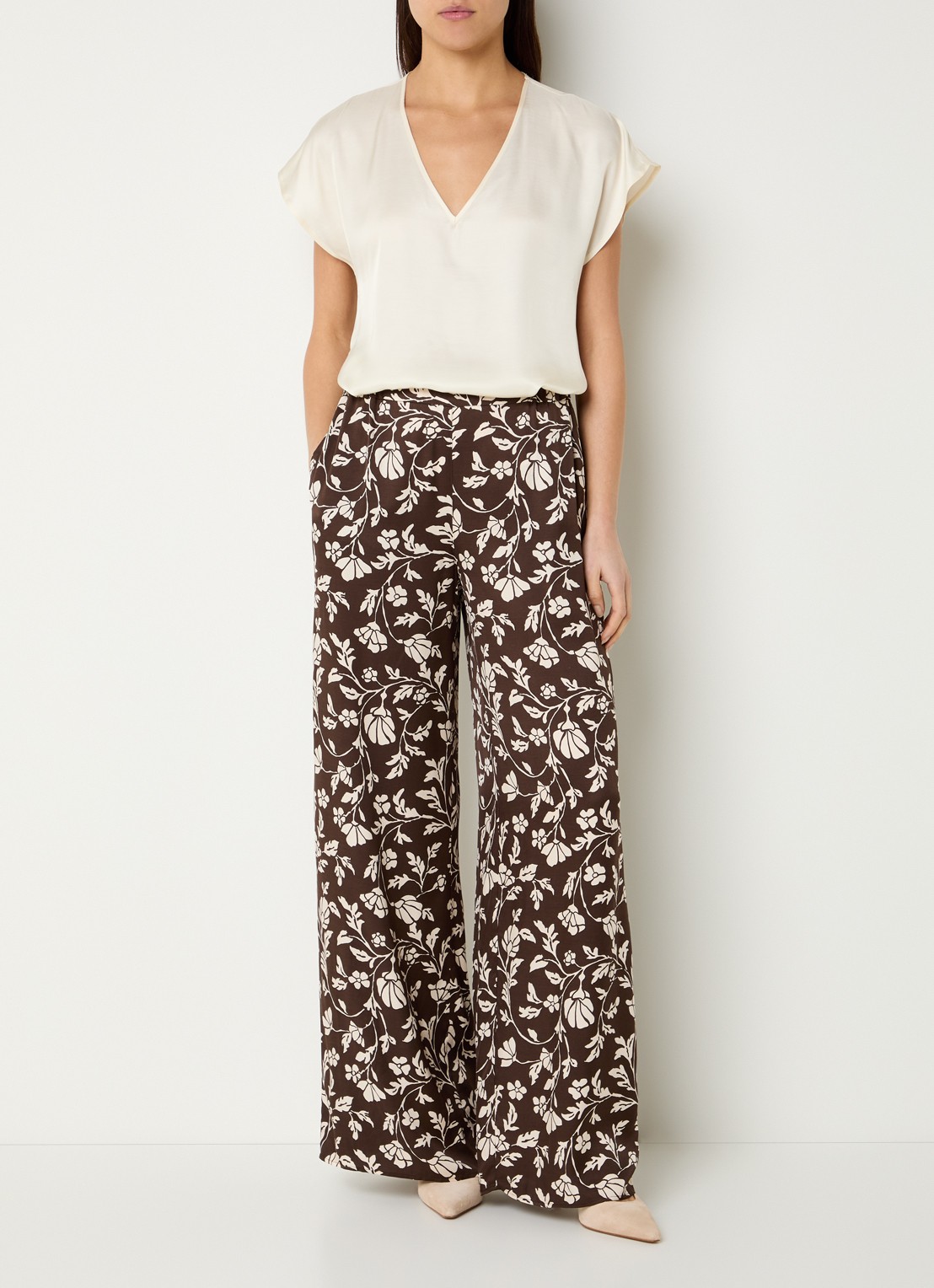 Pennyblack Chiffon top van satijn - voorkant 2 ivoor