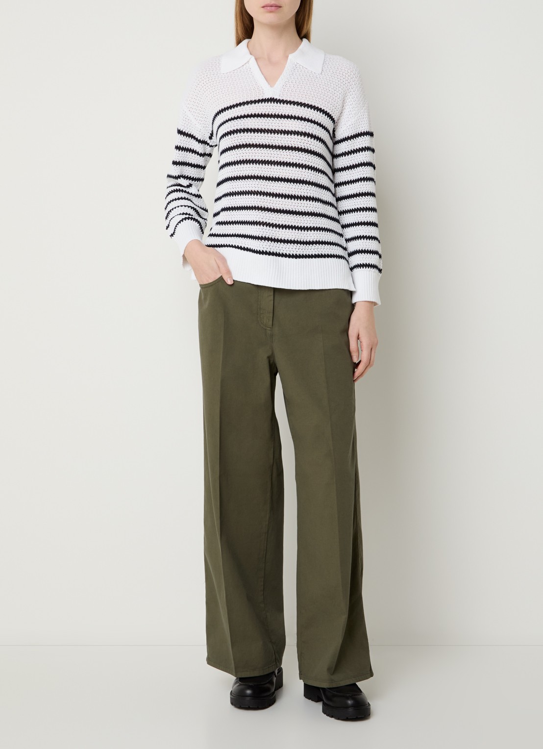 Pennyblack Magia high waist loose fit broek met persplooi en steekzakken - voorkant 3 legergroen