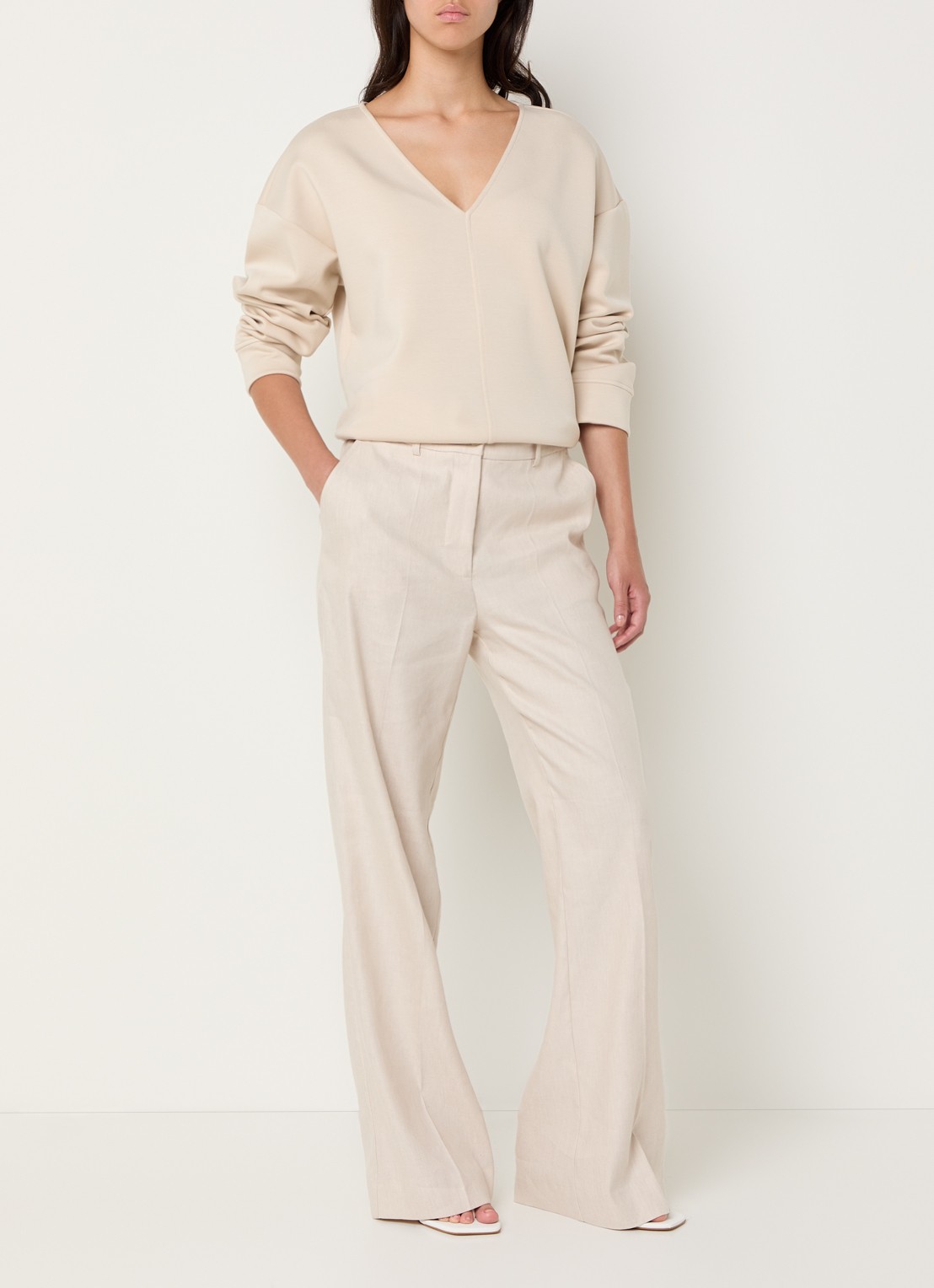 Pennyblack Top met V-hals - voorkant 4 beige